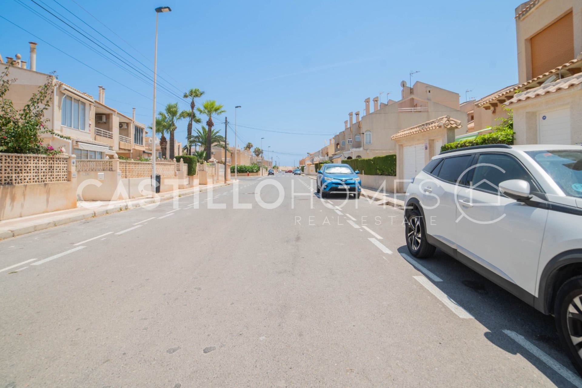 Reventa - Adosado - Torrevieja - Urb. Rosaleda