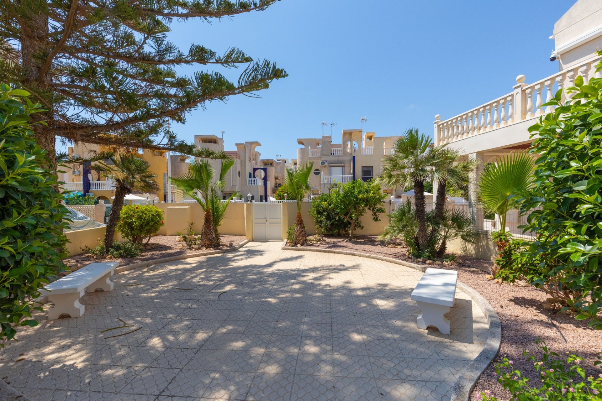 Reventa - Adosado - Torrevieja - Zona los Frutales