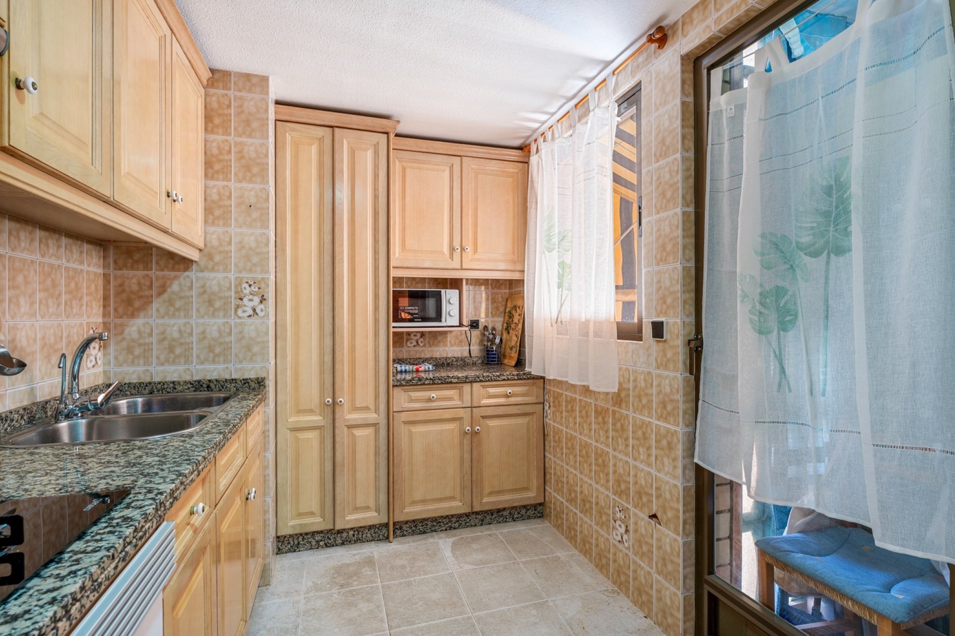 Reventa - Apartamento / piso - Arenales del Sol - Segunda linea playa