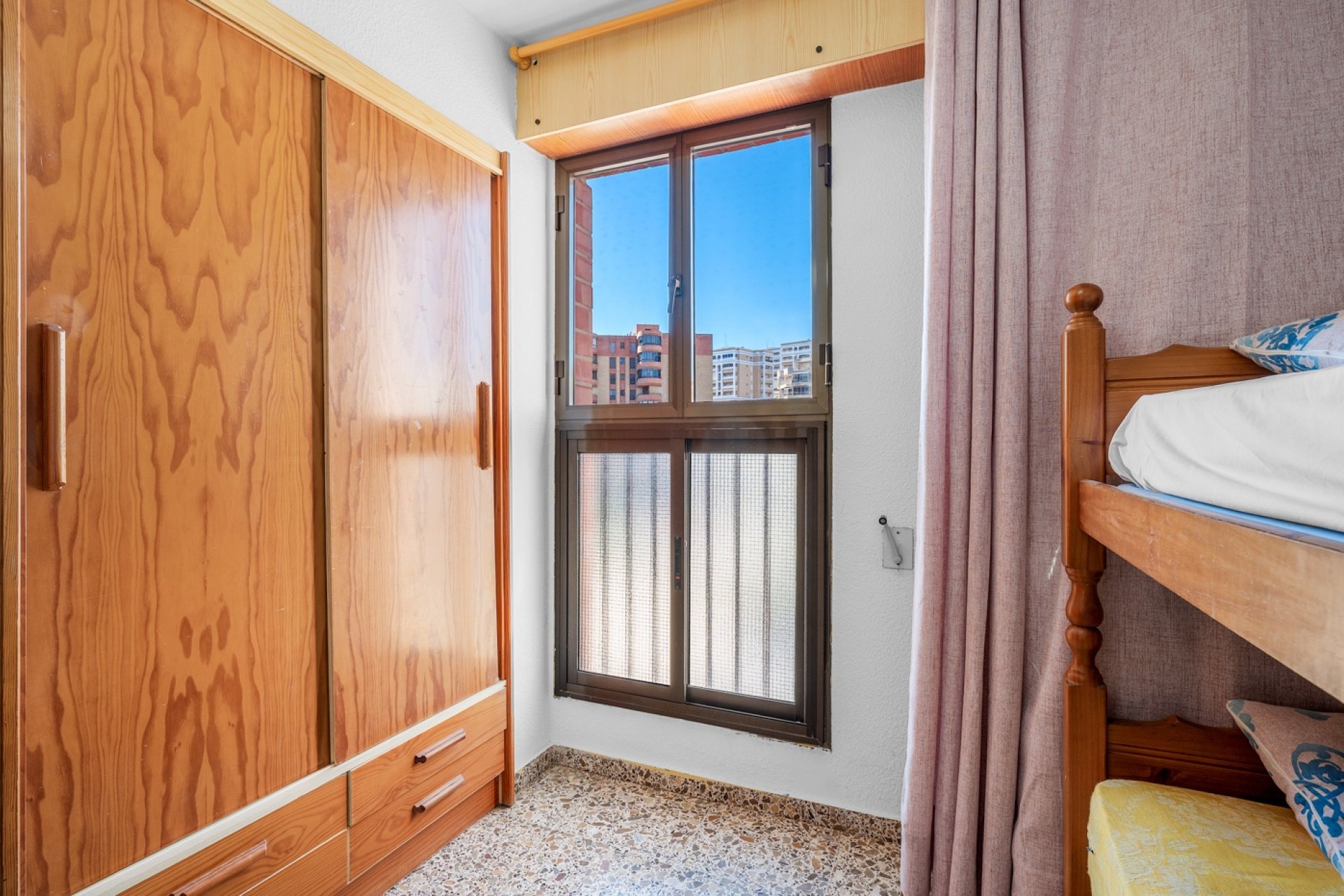 Reventa - Apartamento / piso - Arenales del Sol - Segunda linea playa