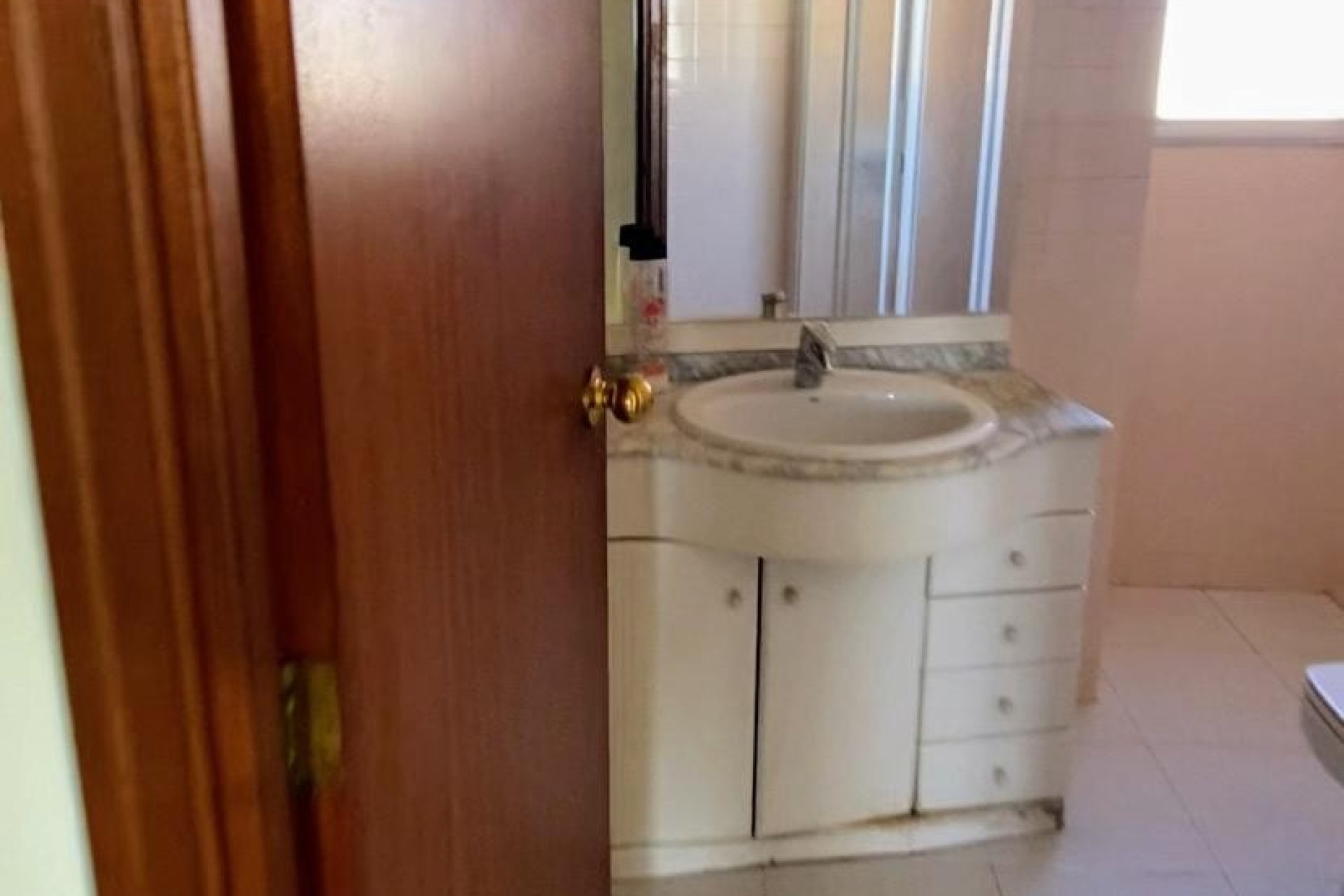 Reventa - Apartamento / piso - Benidorm - 1ª Linea De Playa