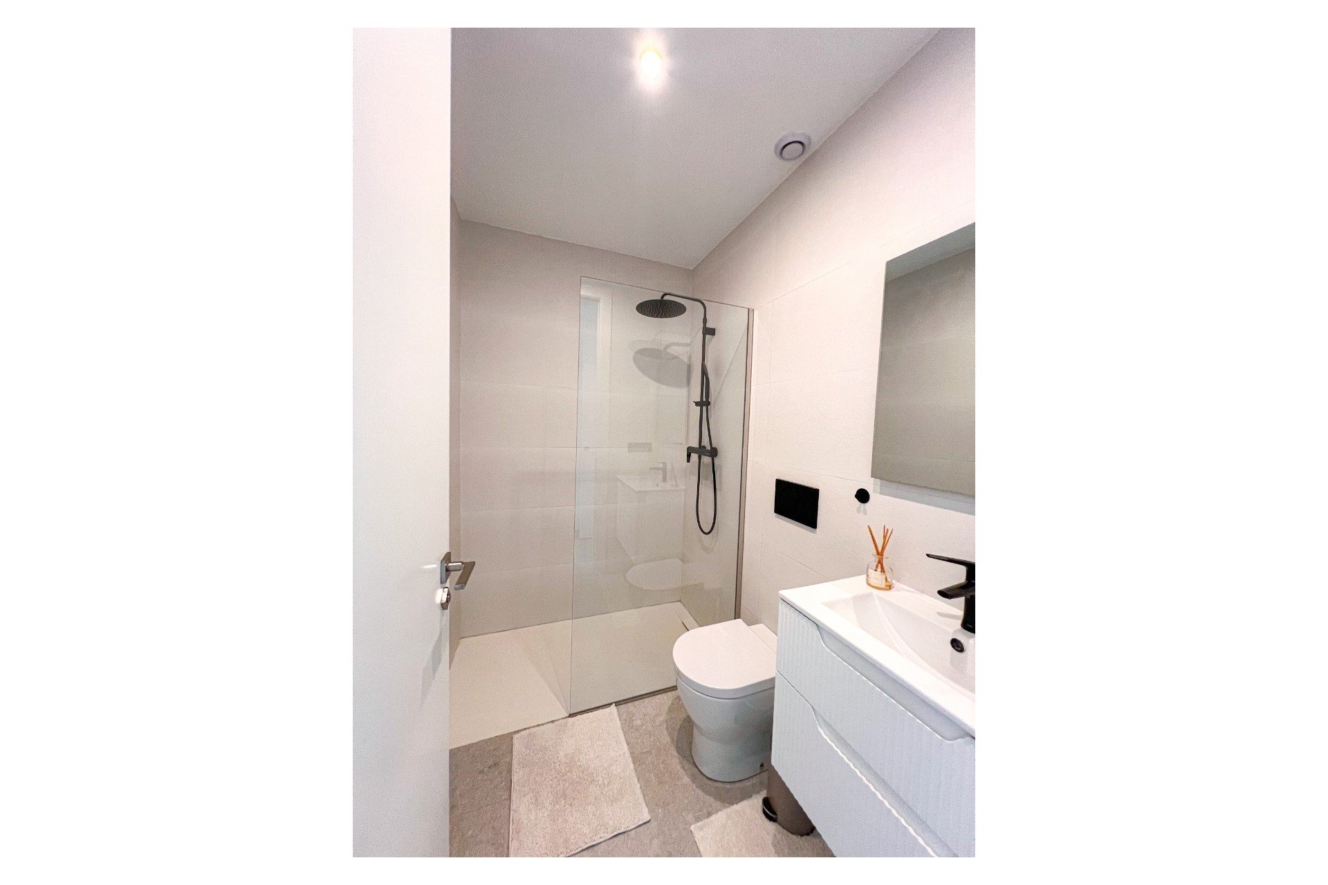 Reventa - Apartamento / piso - Guardamar del Segura - Urbanizaciones