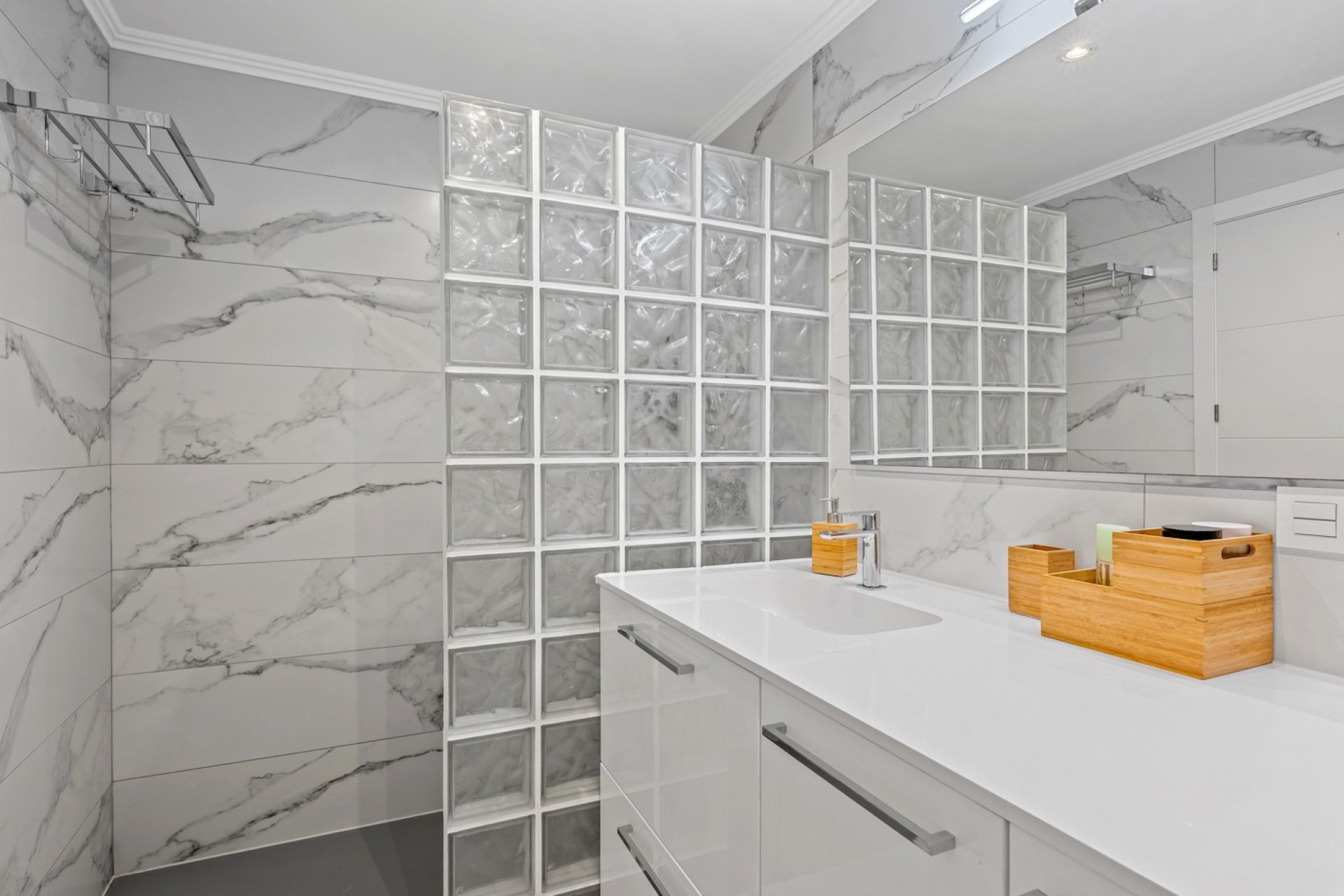 Reventa - Apartamento / piso - La Nucía