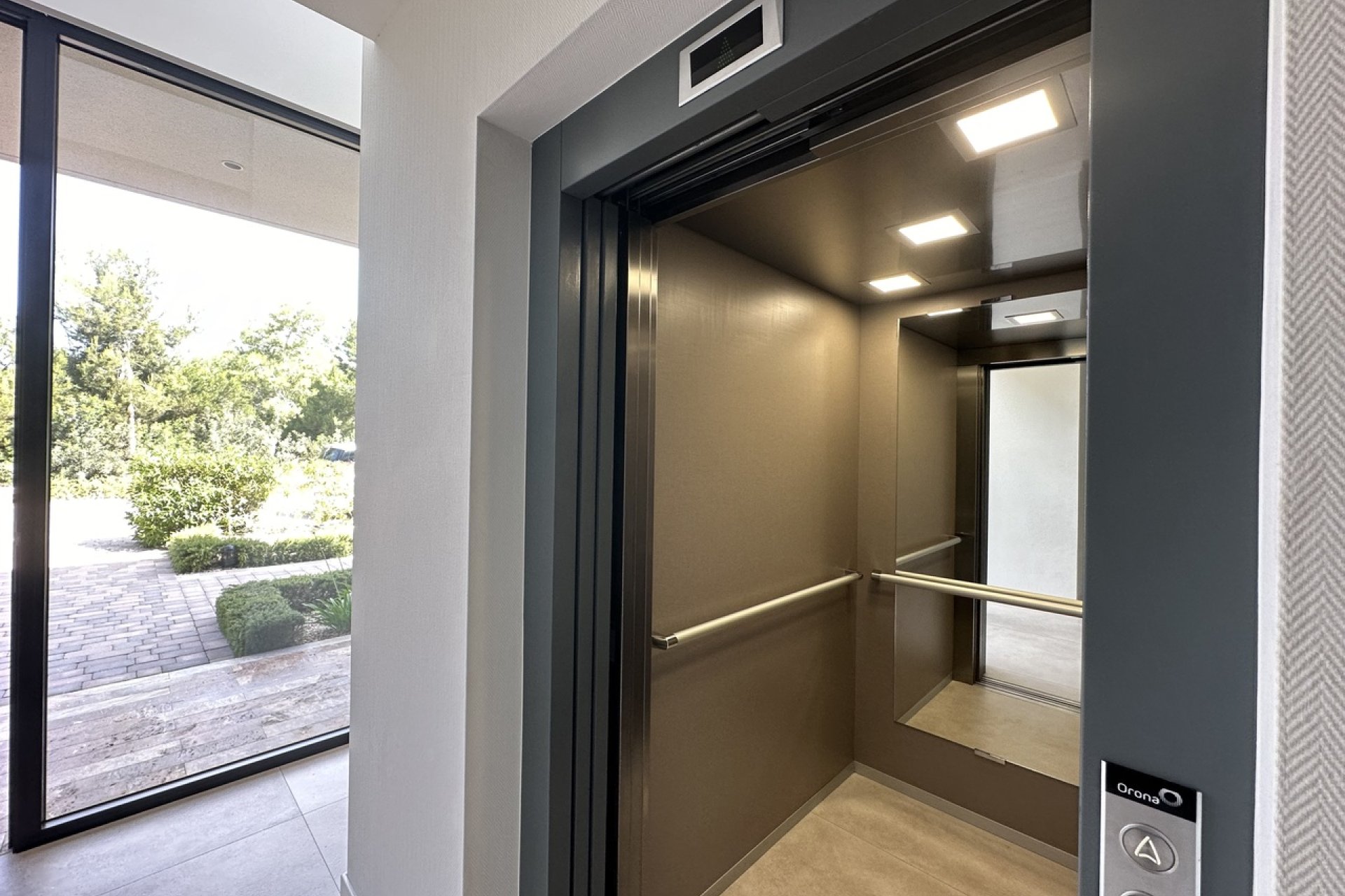 Reventa - Apartamento / piso - Las Colinas Golf Resort
