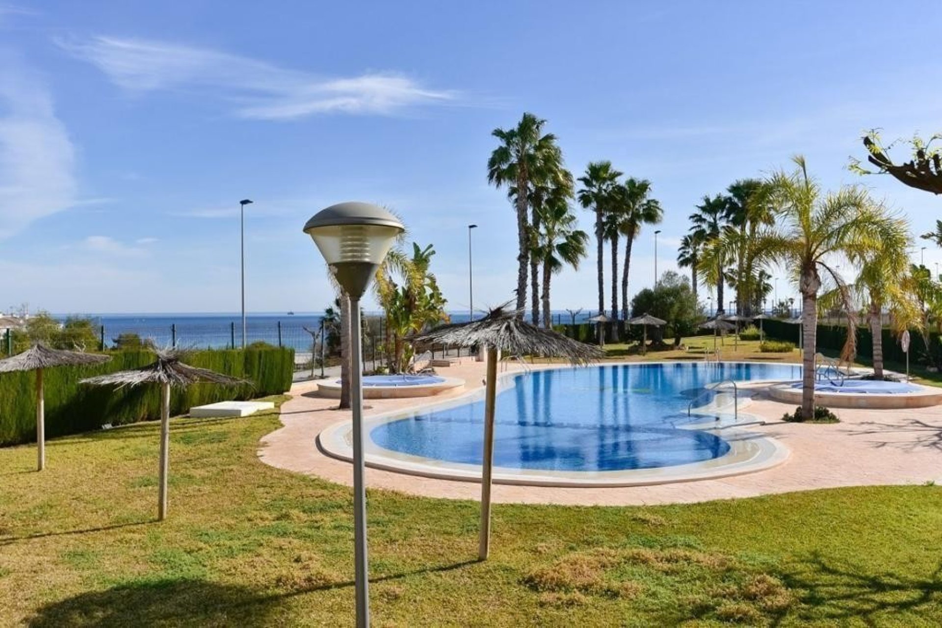 Reventa - Apartamento / piso - Mil Palmeras
