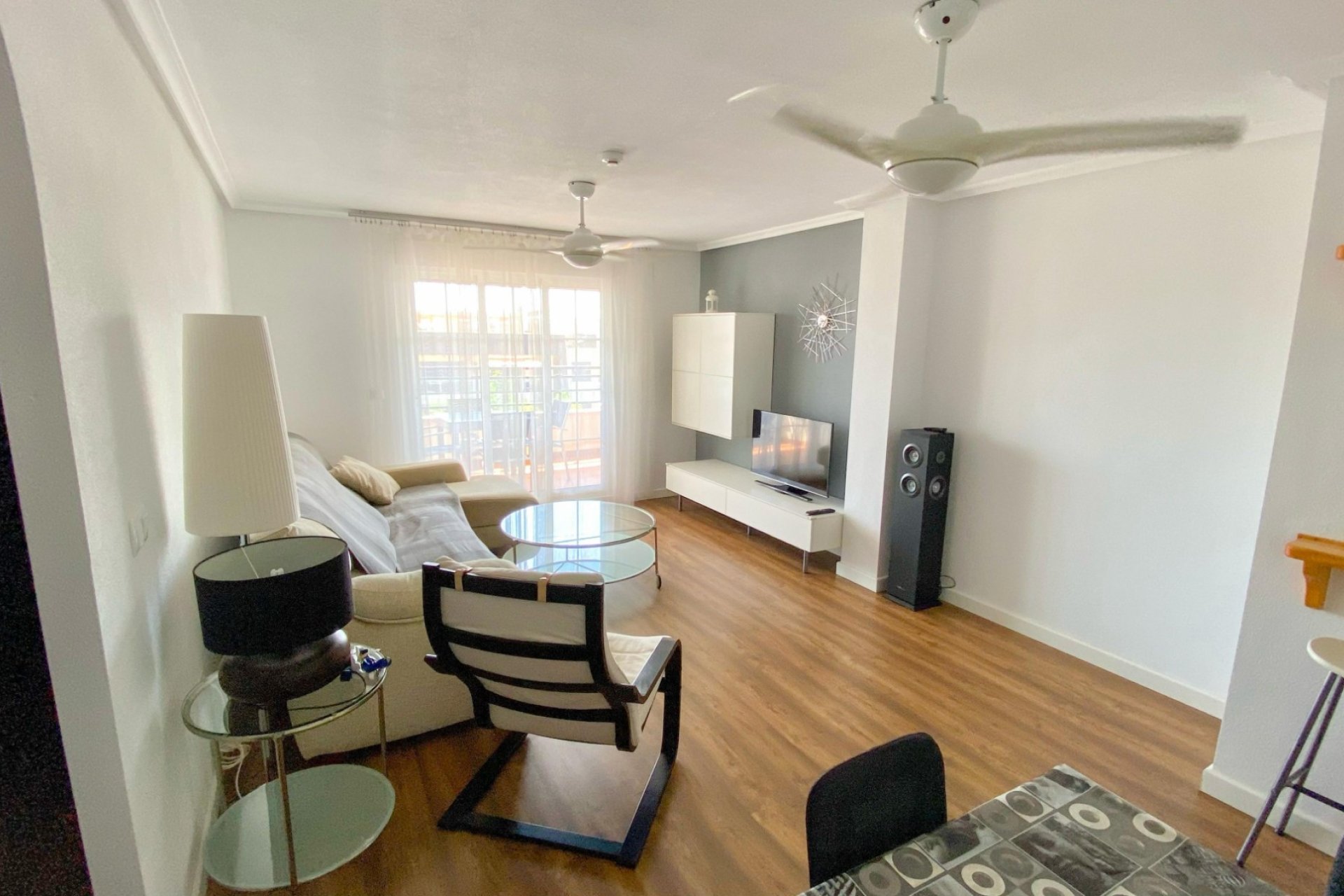Reventa - Apartamento / piso - Mil Palmeras