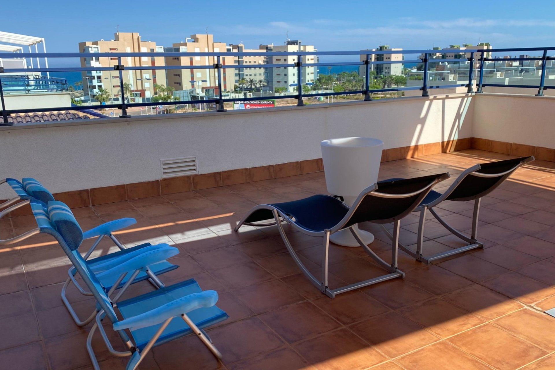 Reventa - Apartamento / piso - Mil Palmeras
