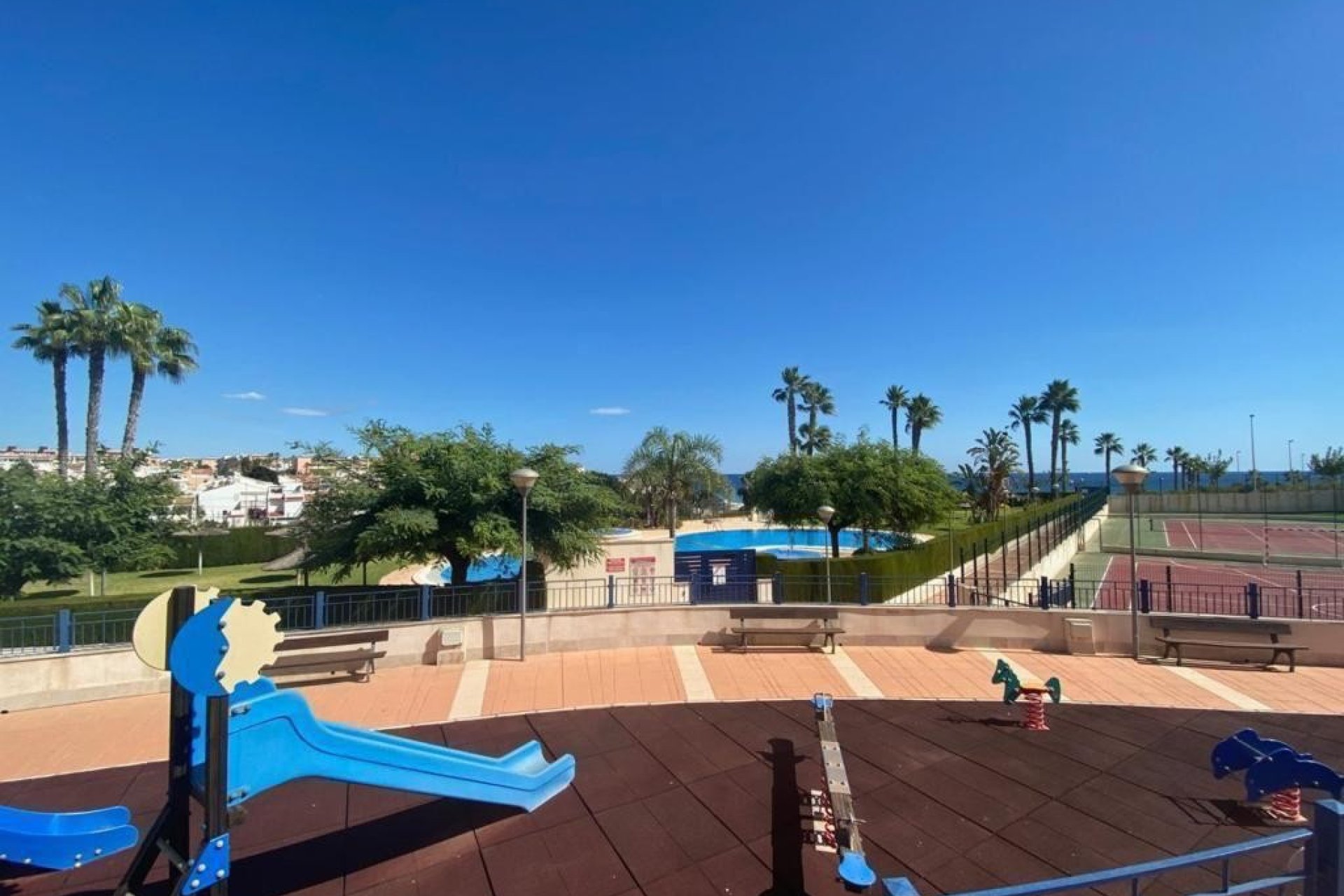 Reventa - Apartamento / piso - Mil Palmeras