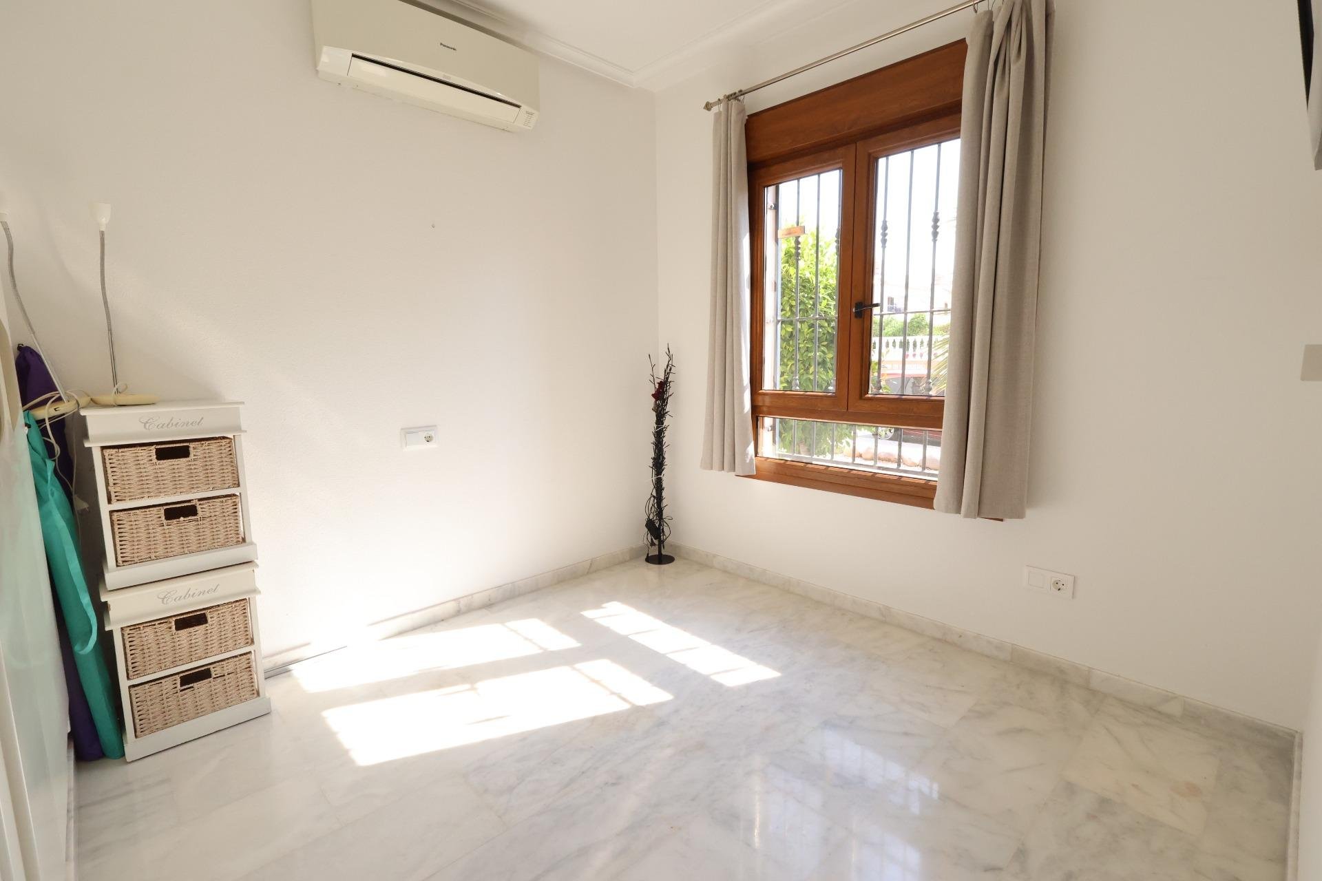 Reventa - Apartamento / piso - Orihuela Costa - PAU 8