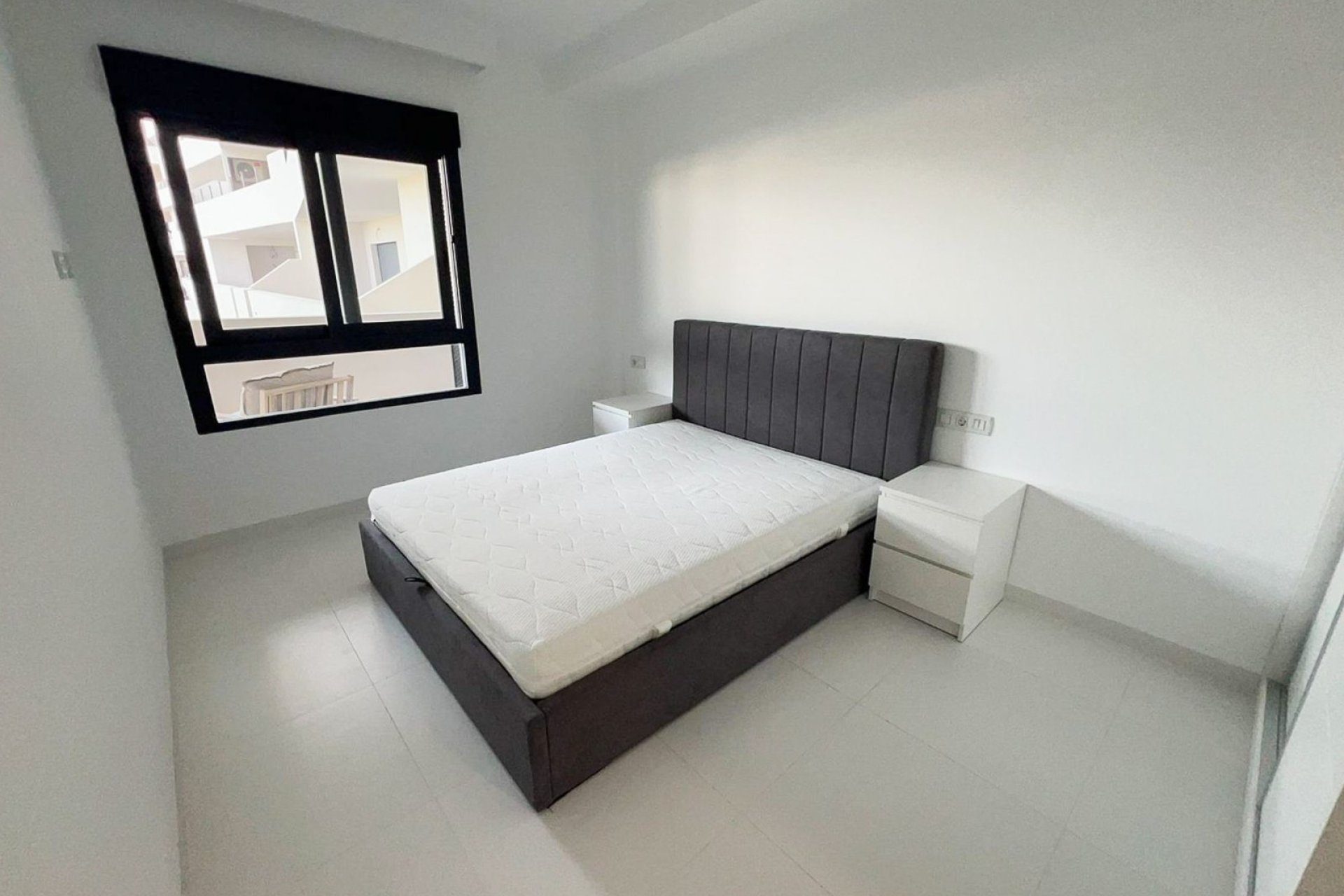 Reventa - Apartamento / piso - San Miguel de Salinas - Urbanizaciones