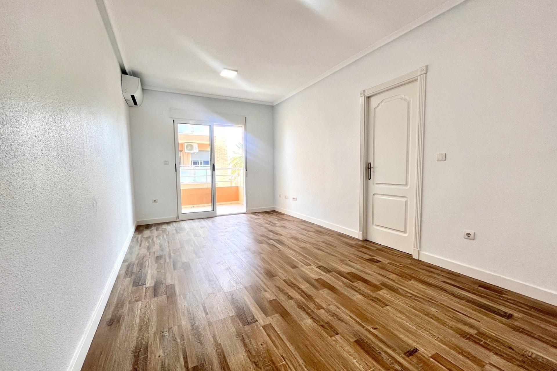 Reventa - Apartamento / piso - San Miguel de Salinas