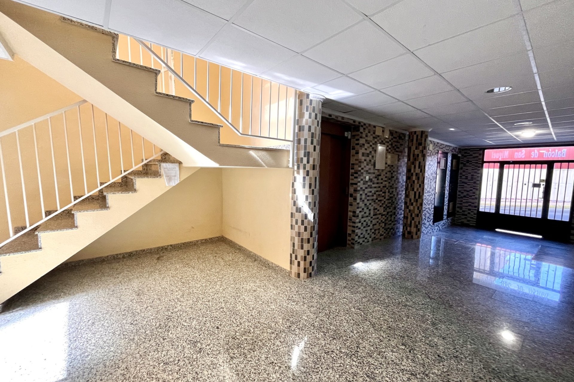 Reventa - Apartamento / piso - San Miguel de Salinas