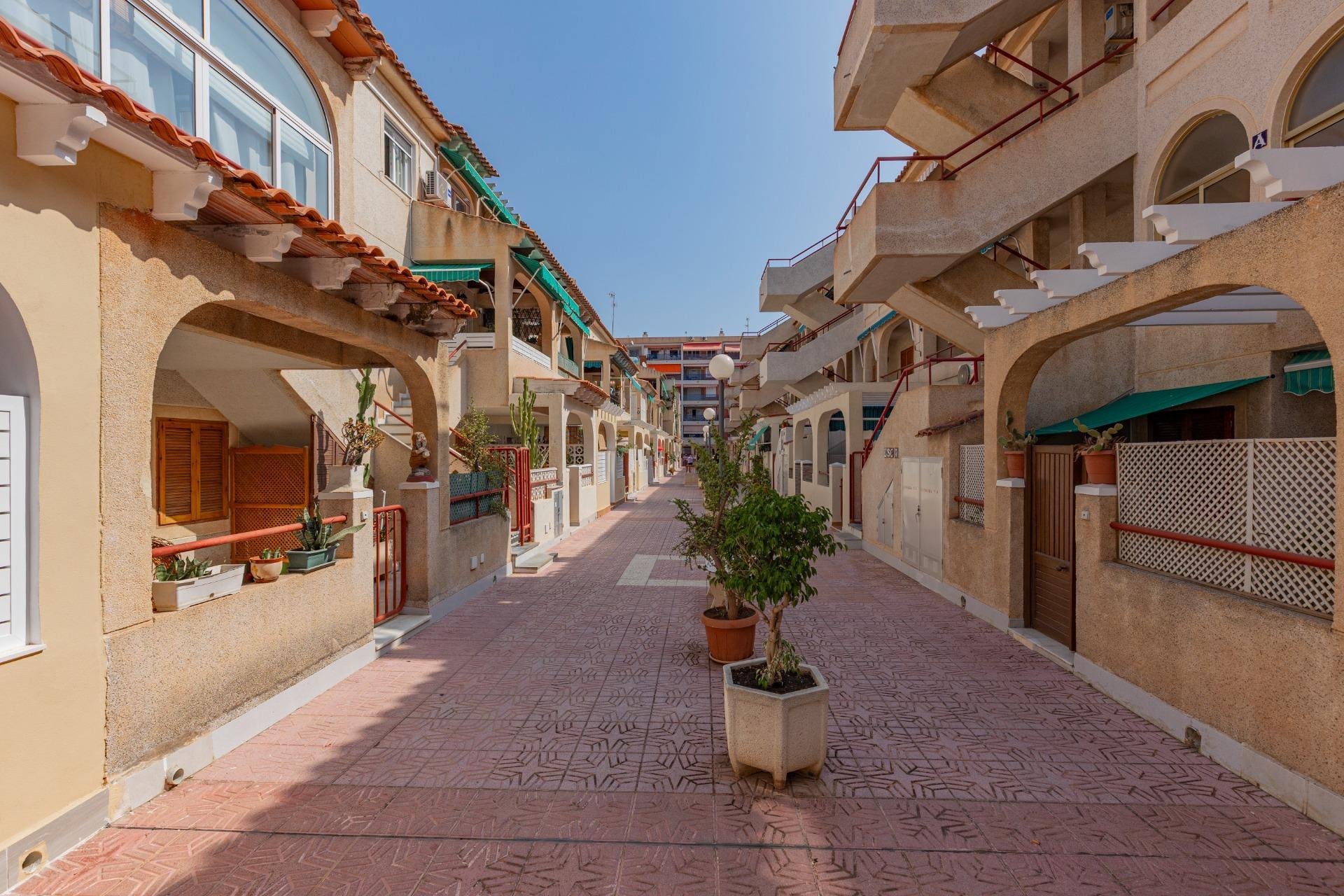 Reventa - Apartamento / piso - Torrevieja - Acequion