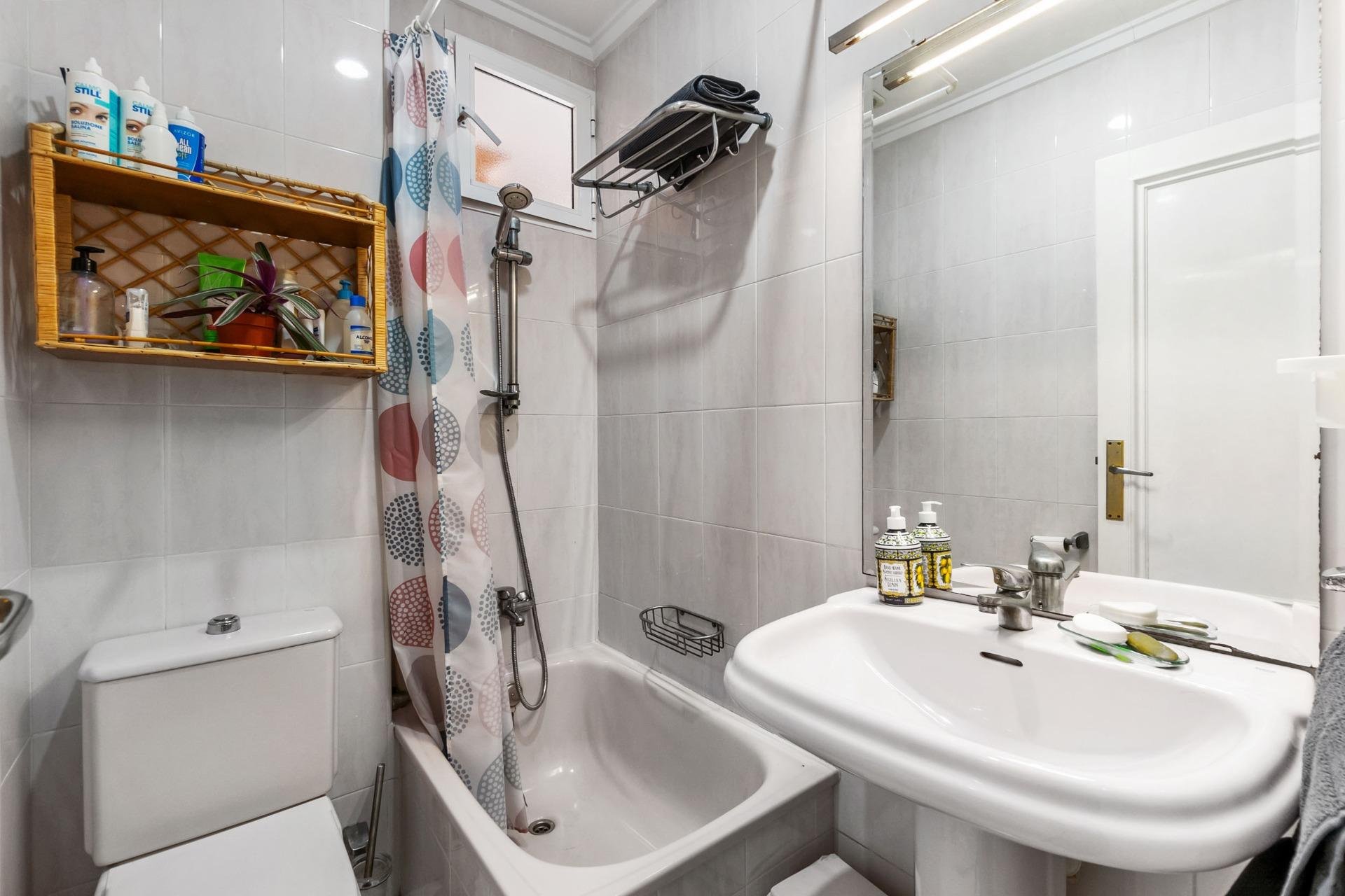 Reventa - Apartamento / piso - Torrevieja - Centro - Muelle Pesquero