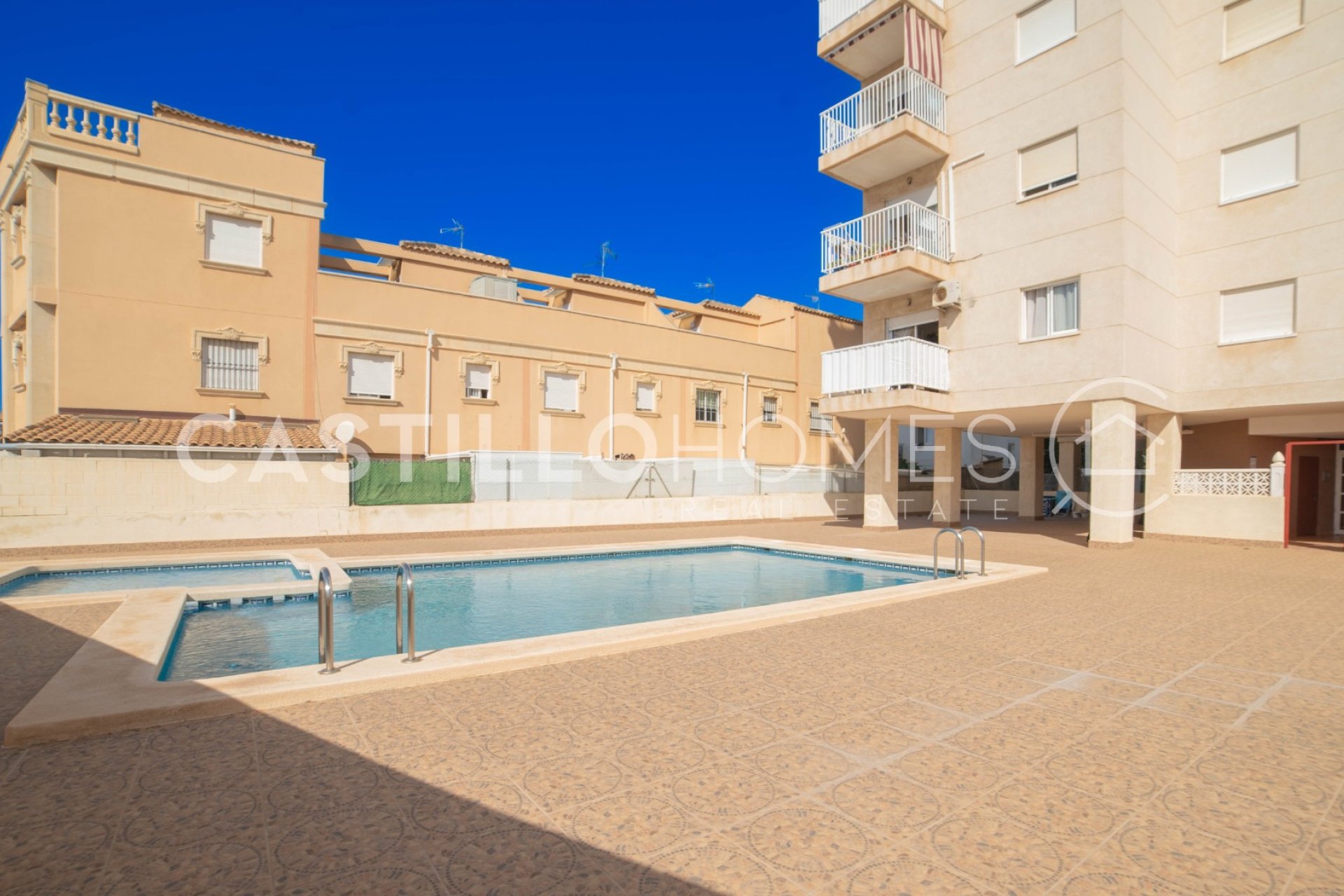 Reventa - Apartamento / piso - Torrevieja - Centro