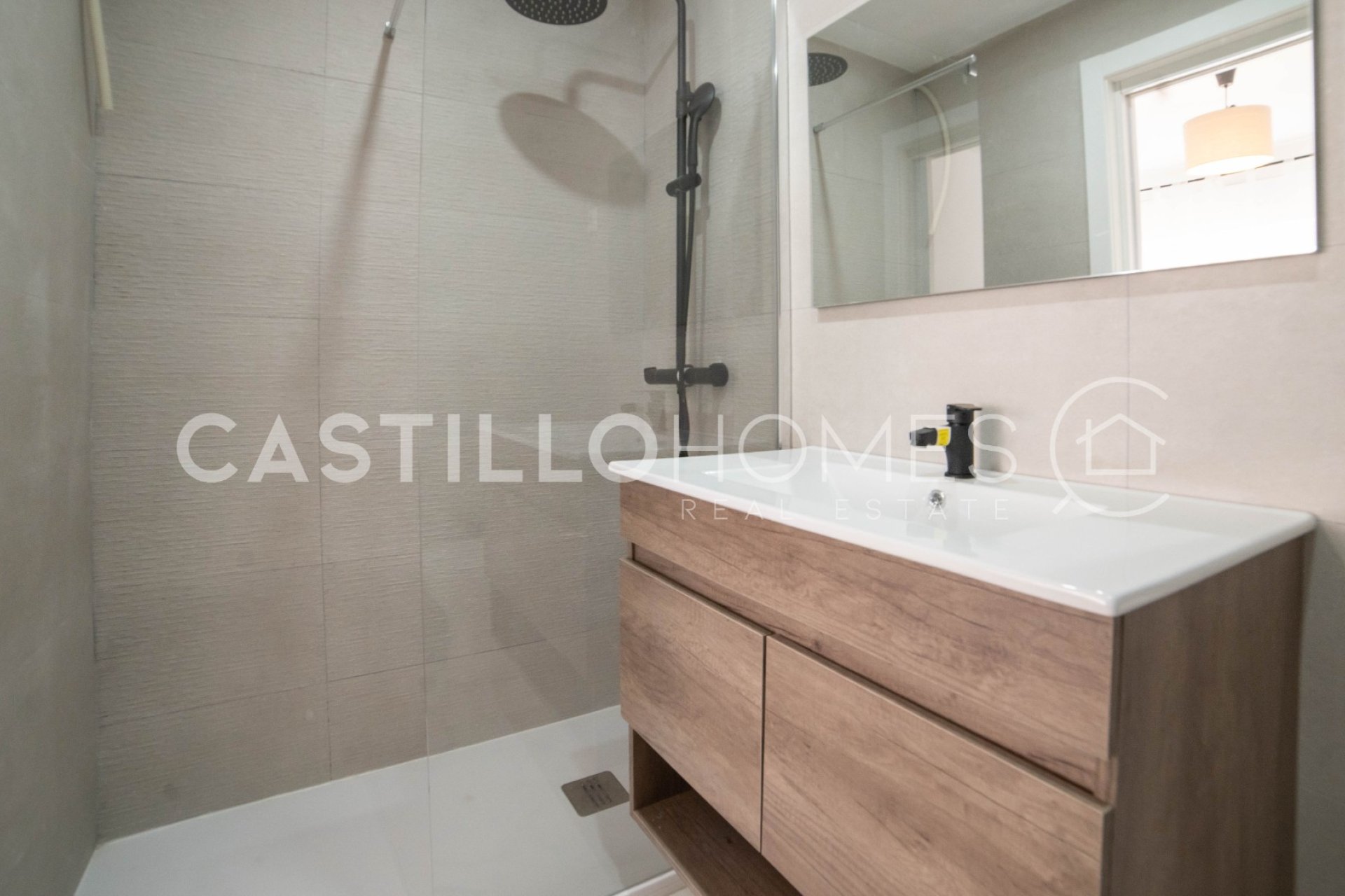 Reventa - Apartamento / piso - Torrevieja - Centro