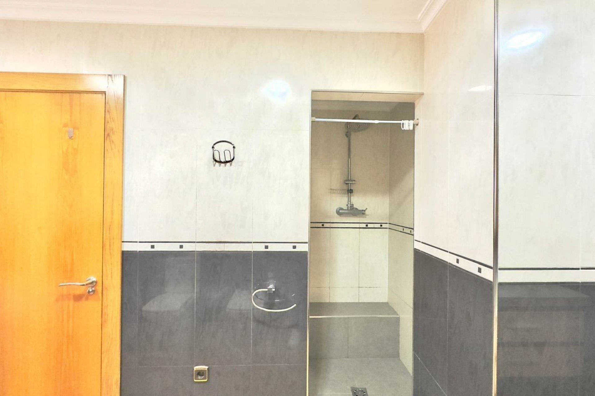 Reventa - Apartamento / piso - Torrevieja - Centro