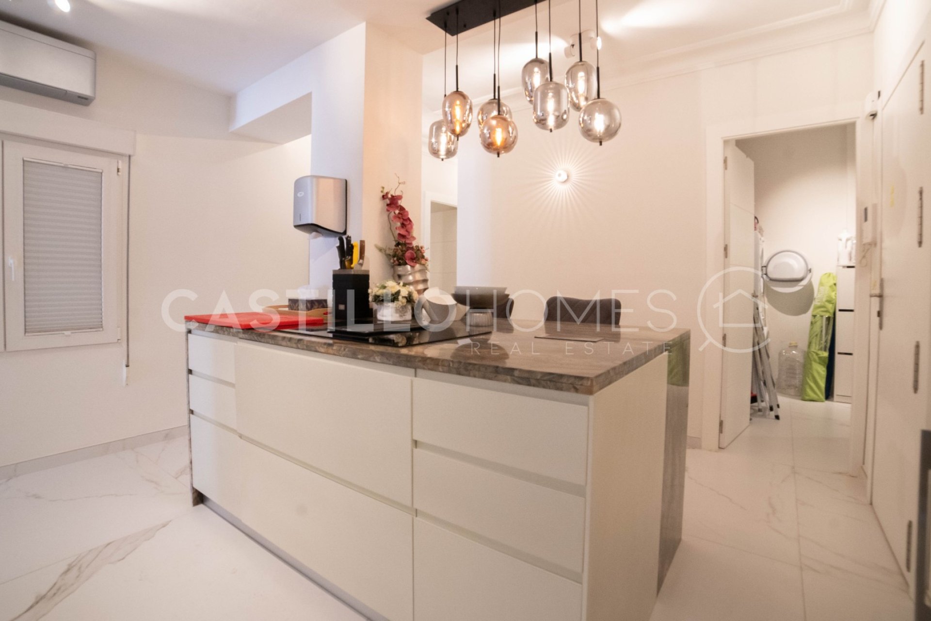 Reventa - Apartamento / piso - Torrevieja - Centro