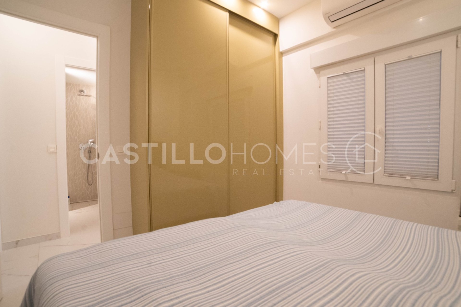 Reventa - Apartamento / piso - Torrevieja - Centro
