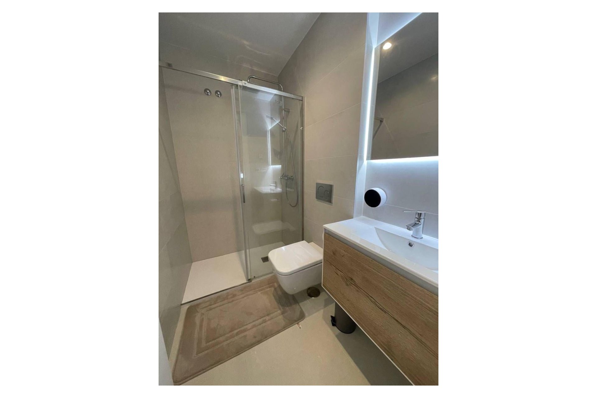 Reventa - Apartamento / piso - Torrevieja - Centro