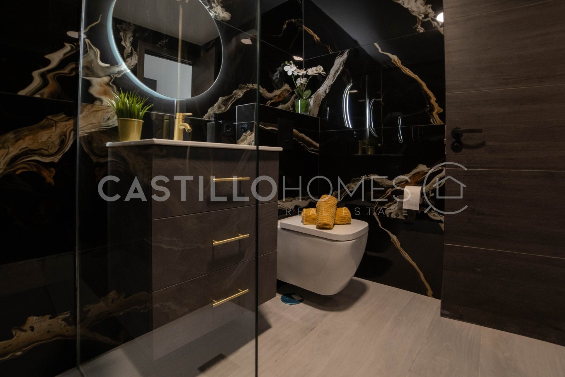 Reventa - Apartamento / piso - Torrevieja - Centro