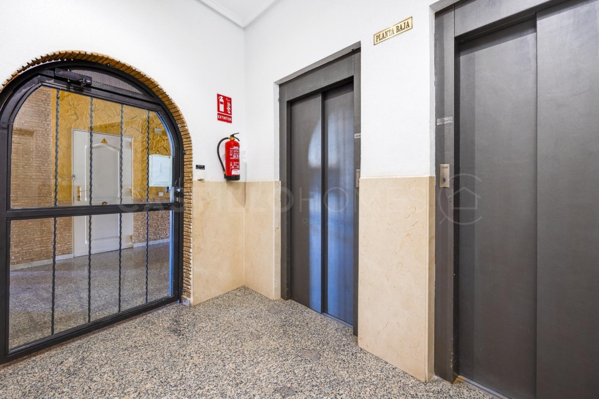 Reventa - Apartamento / piso - Torrevieja - Centro