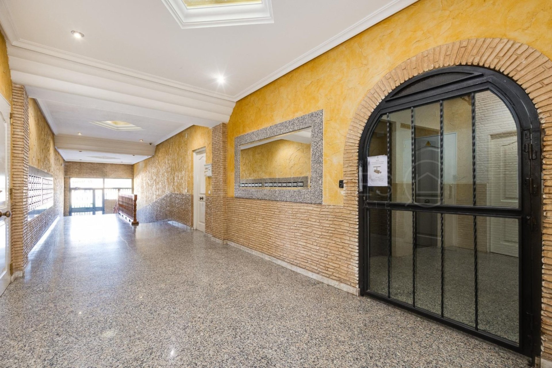 Reventa - Apartamento / piso - Torrevieja - Centro