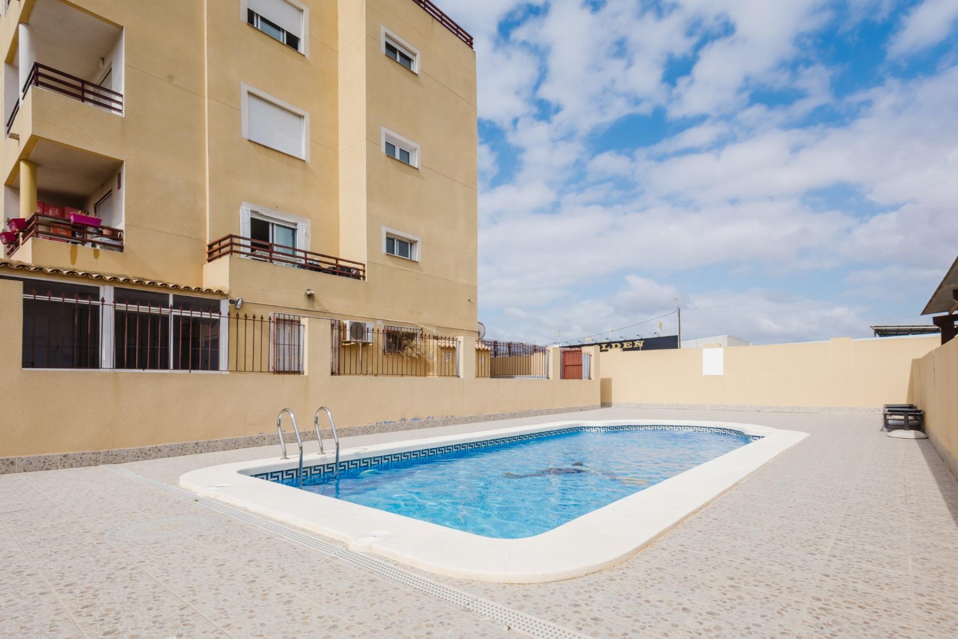 Reventa - Apartamento / piso - Torrevieja - Centro