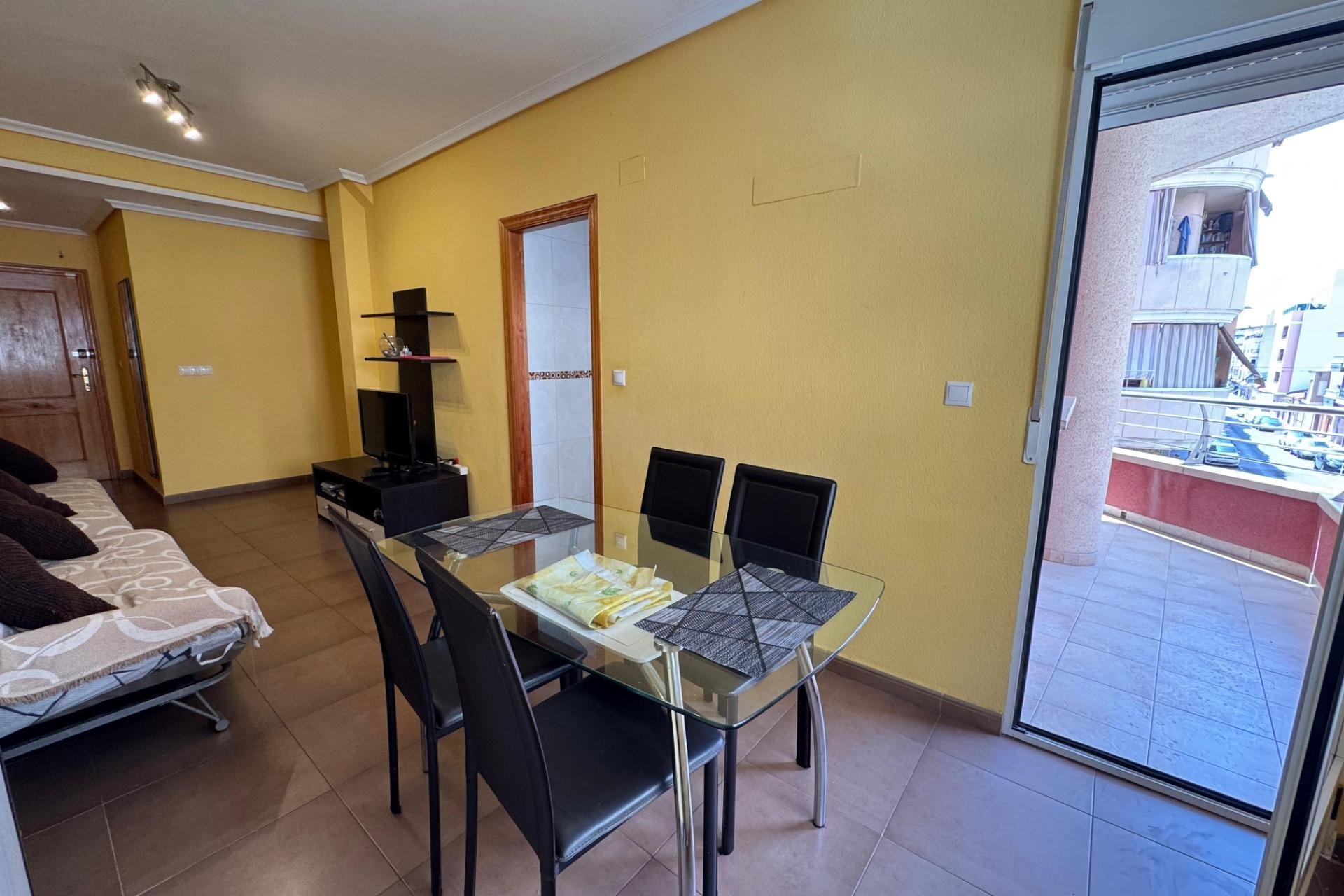Reventa - Apartamento / piso - Torrevieja - Centro