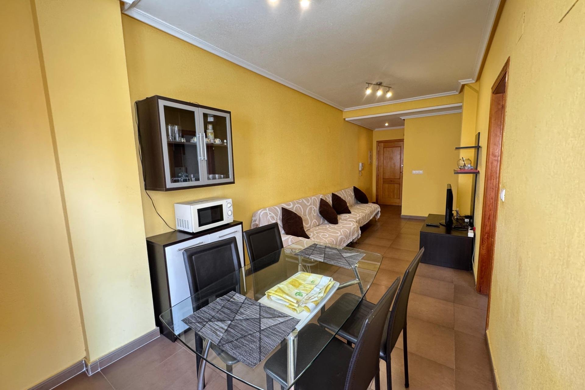 Reventa - Apartamento / piso - Torrevieja - Centro