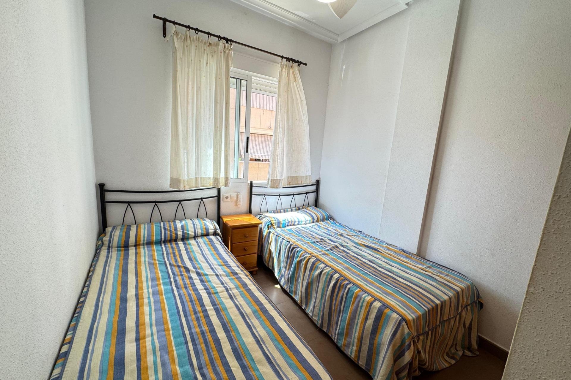 Reventa - Apartamento / piso - Torrevieja - Centro