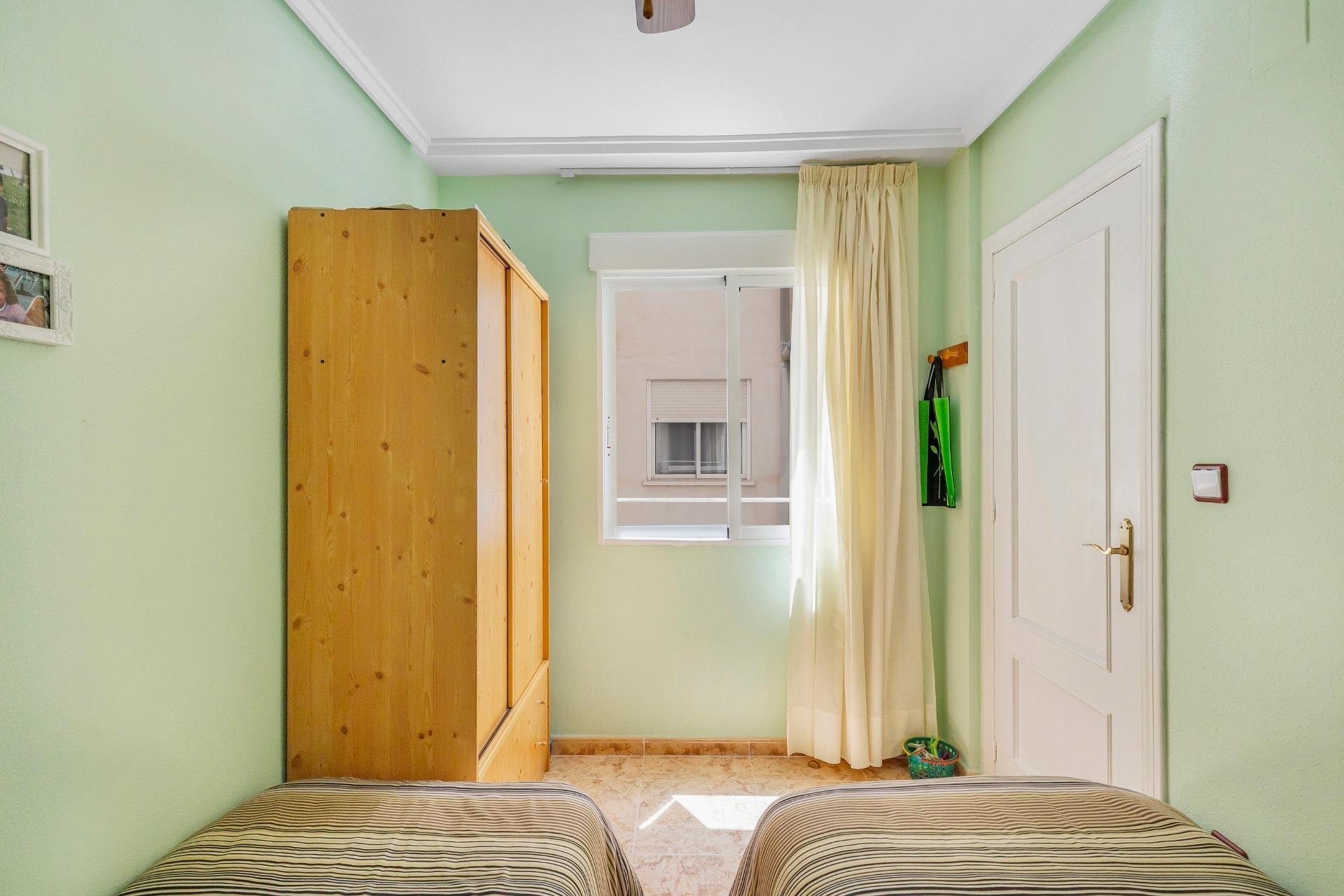 Reventa - Apartamento / piso - Torrevieja - Estacion de autobuses