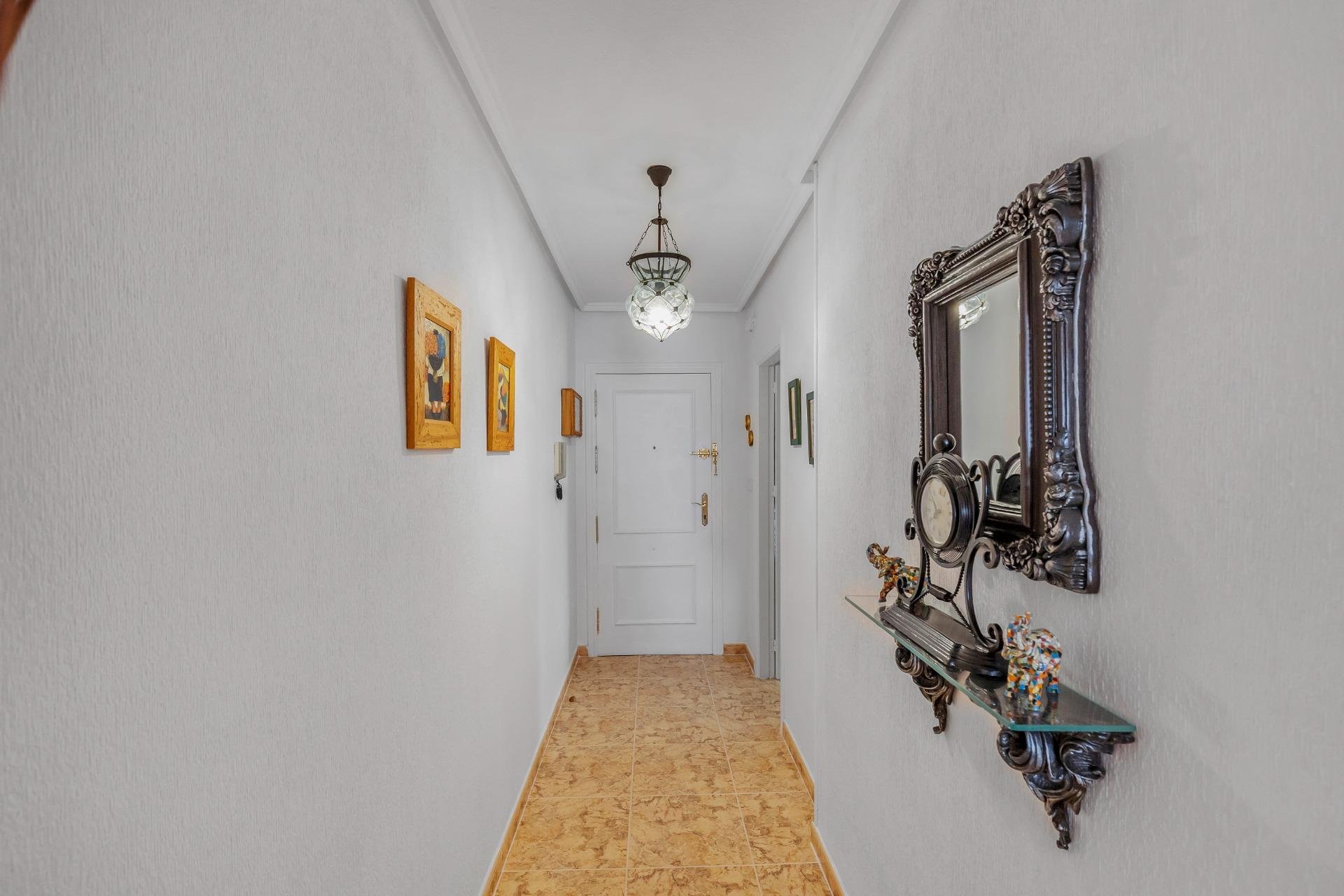Reventa - Apartamento / piso - Torrevieja - Estacion de autobuses