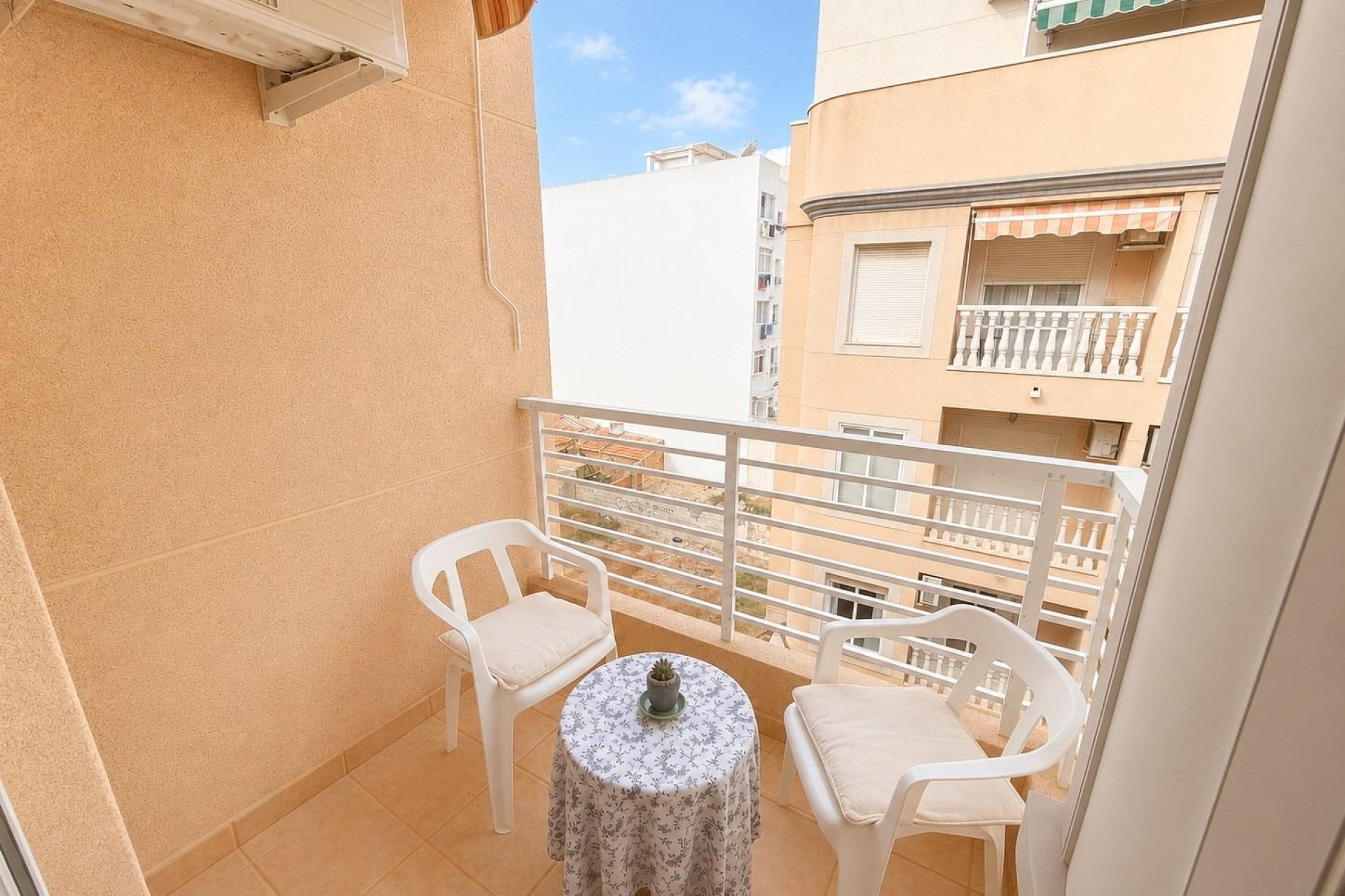 Reventa - Apartamento / piso - Torrevieja - Estacion de autobuses