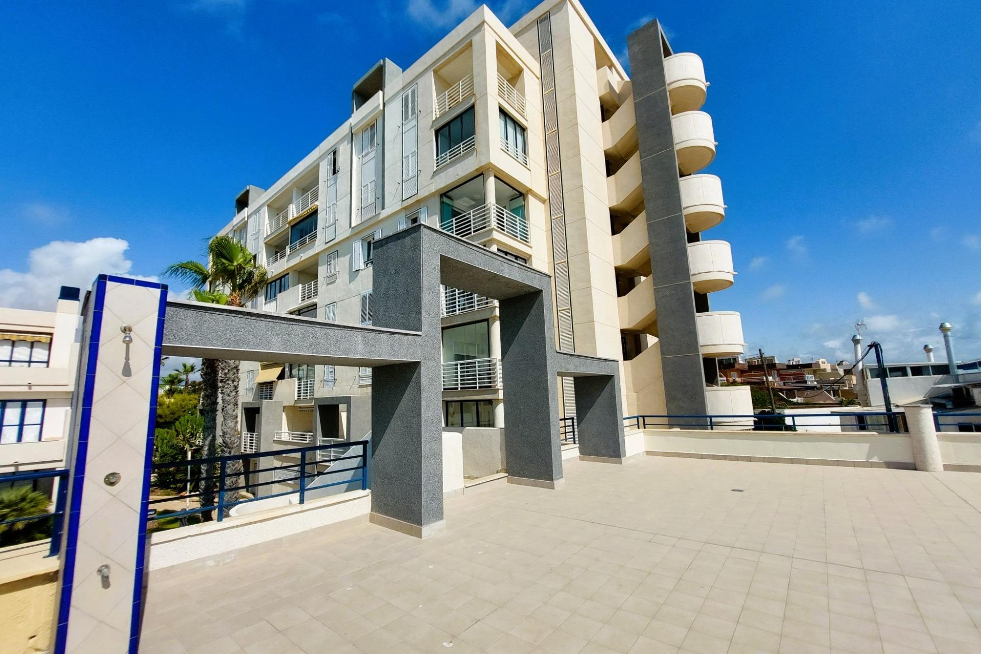 Reventa - Apartamento / piso - Torrevieja - La Mata