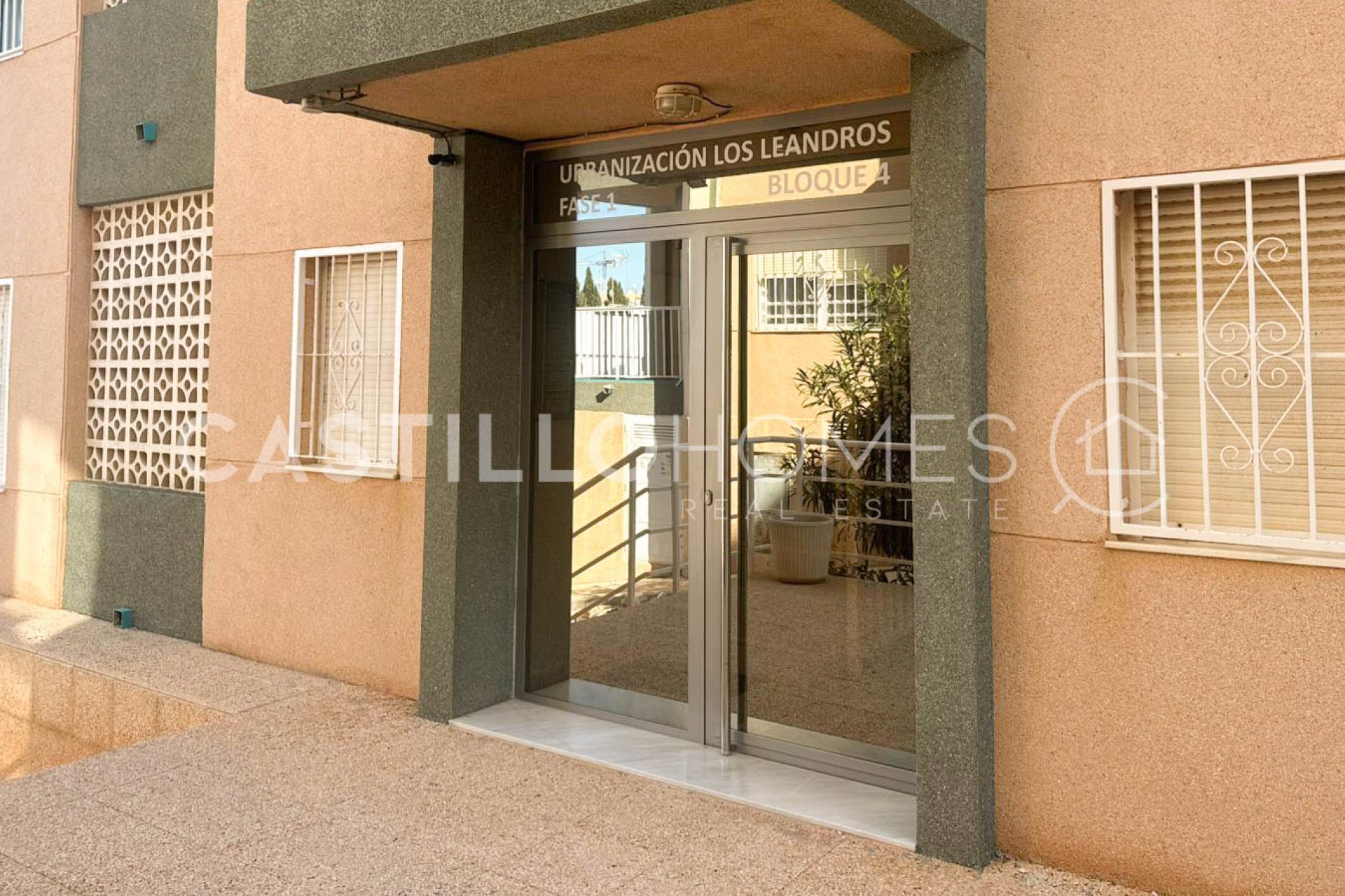 Reventa - Apartamento / piso - Torrevieja - La Mata