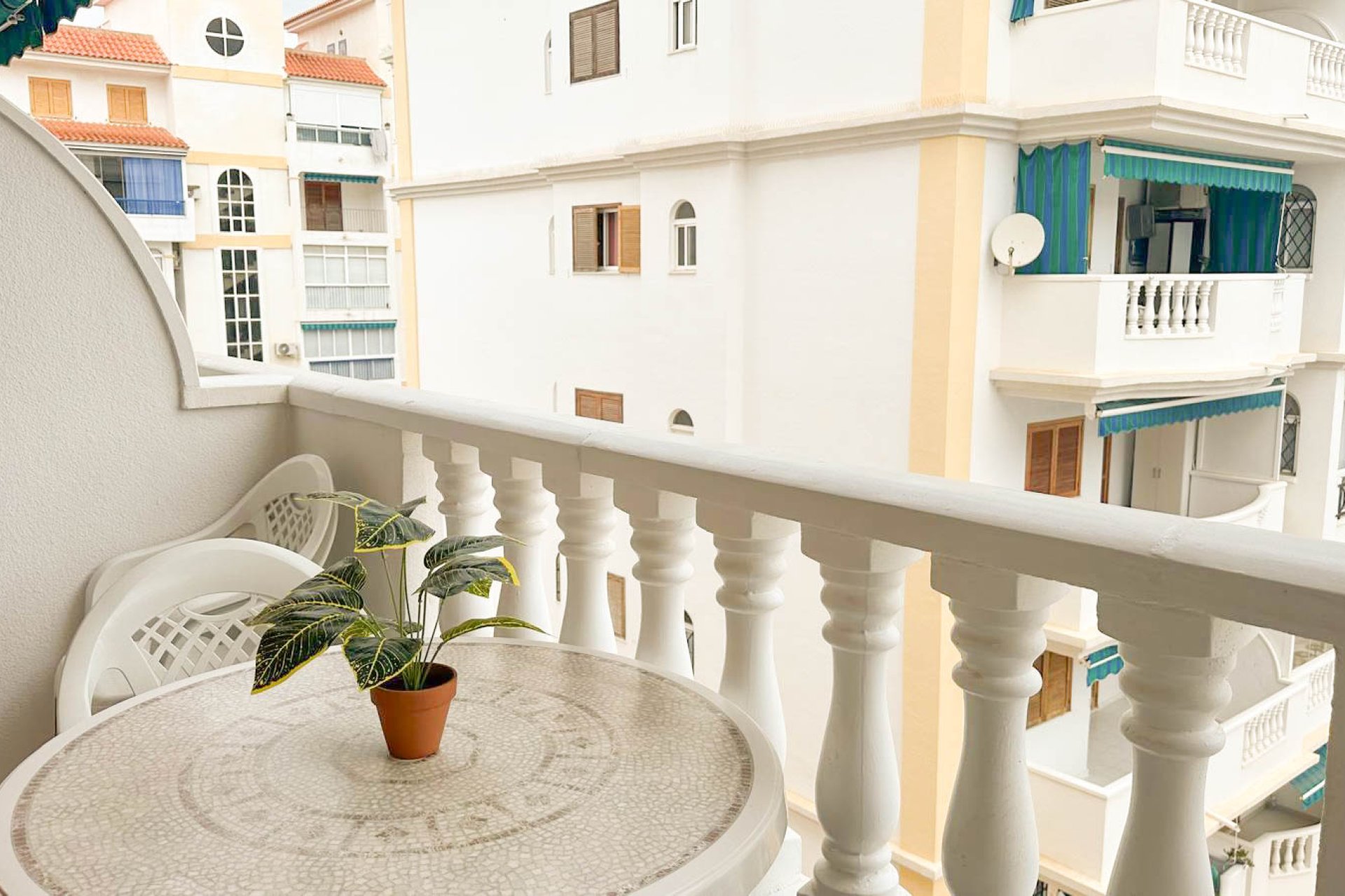 Reventa - Apartamento / piso - Torrevieja - La Mata
