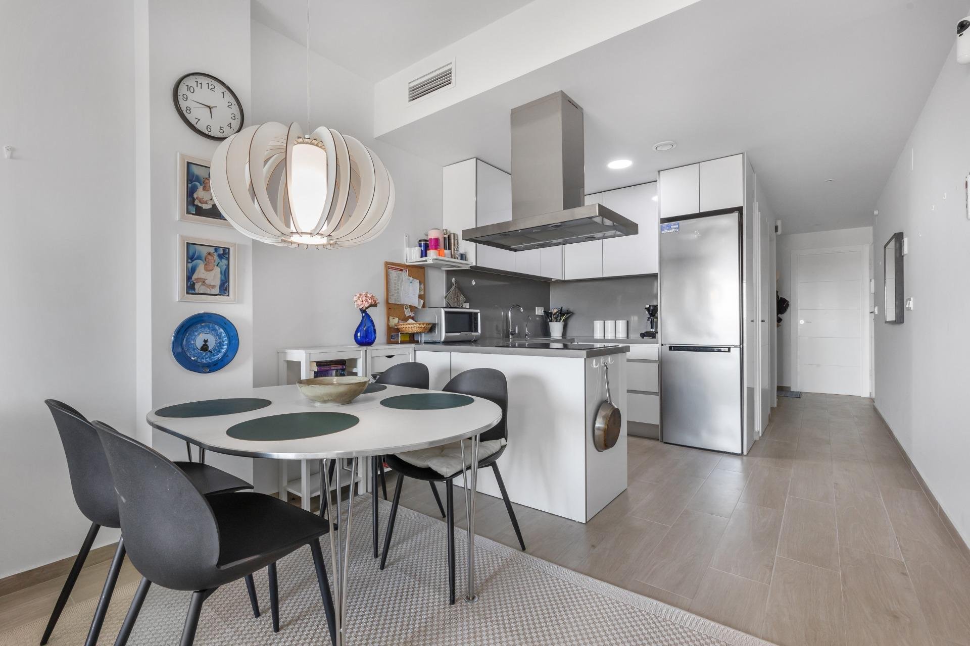 Reventa - Apartamento / piso - Torrevieja - Los Frutales