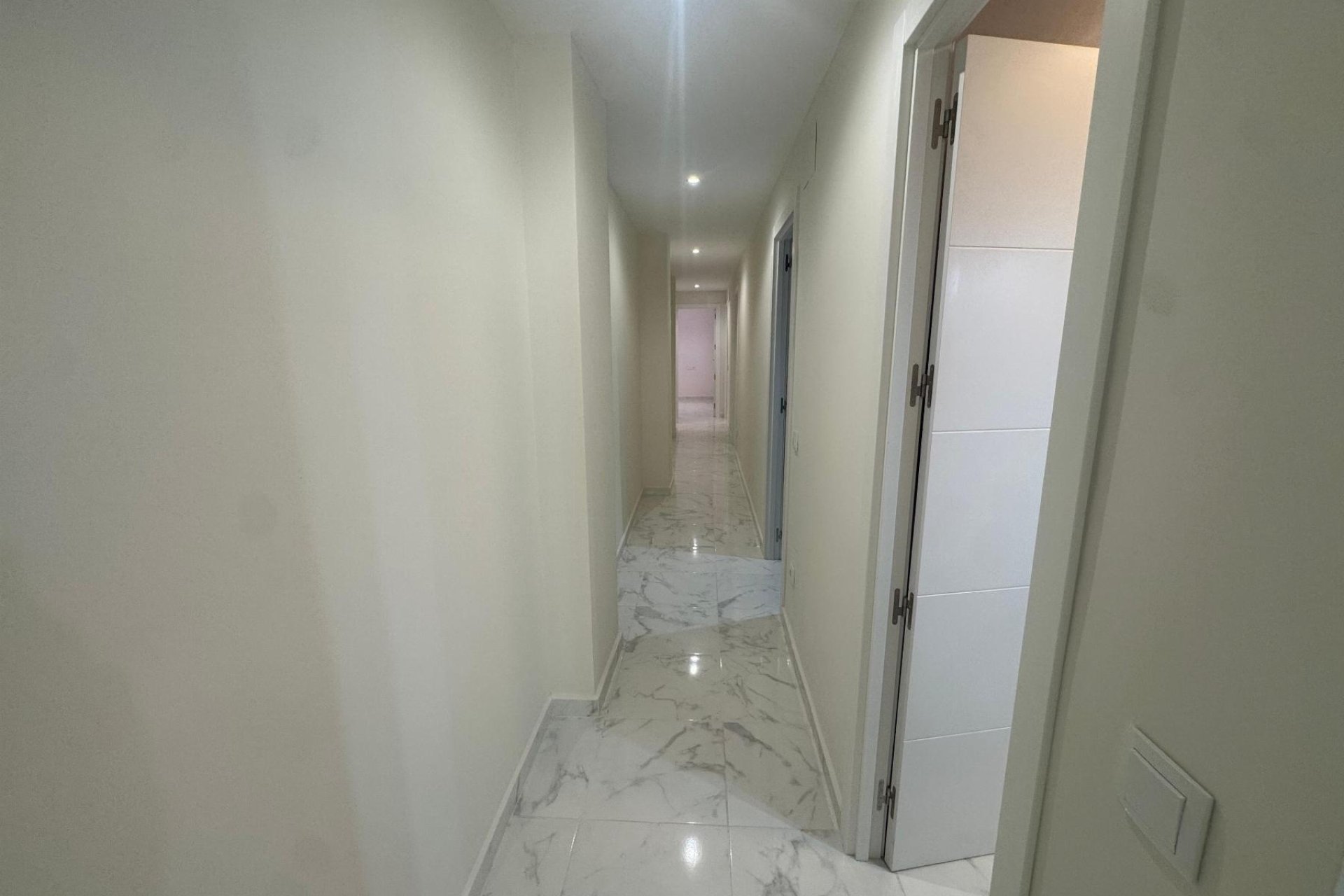 Reventa - Apartamento / piso - Torrevieja - Muelle Pesquero