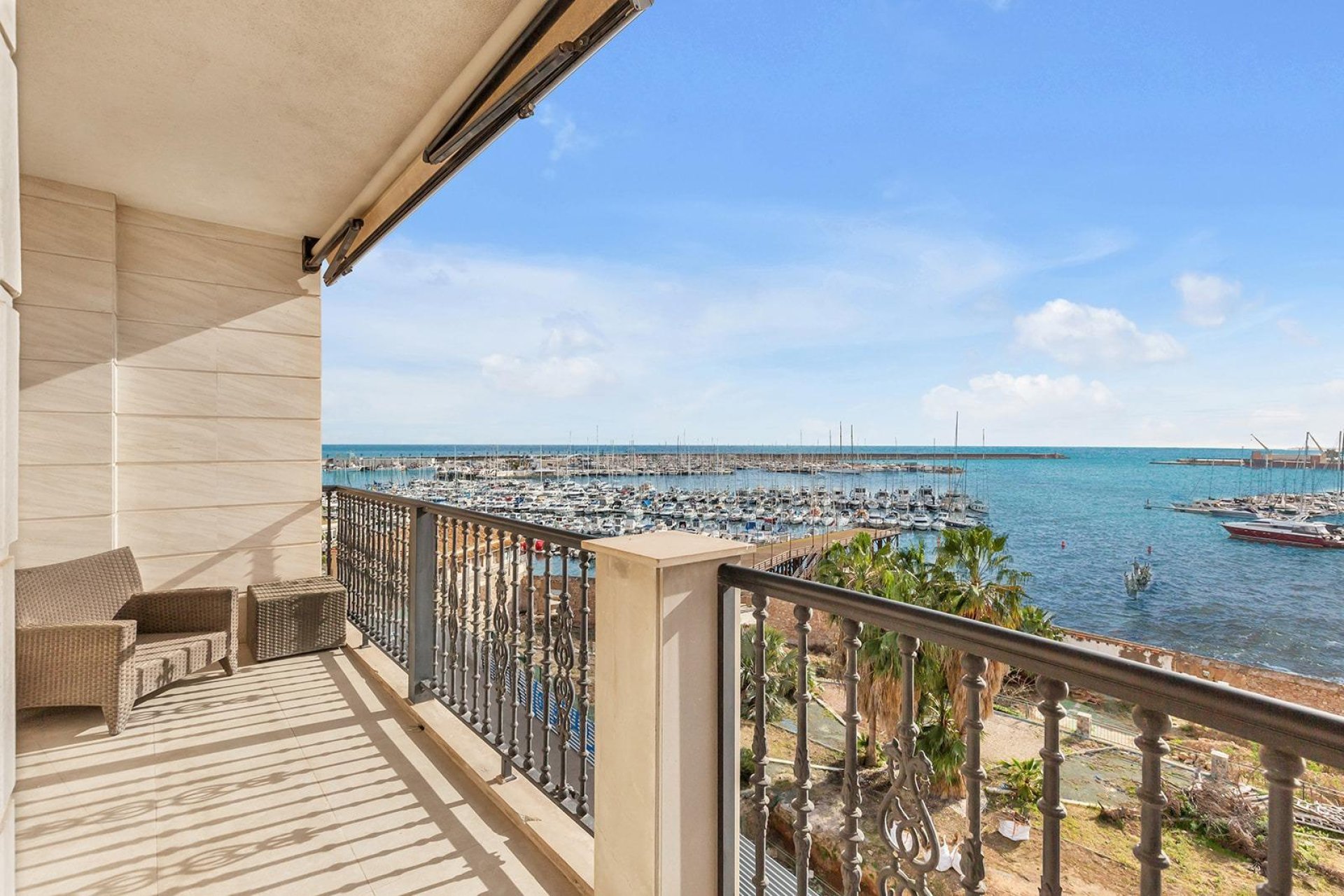 Reventa - Apartamento / piso - Torrevieja - Paseo maritimo