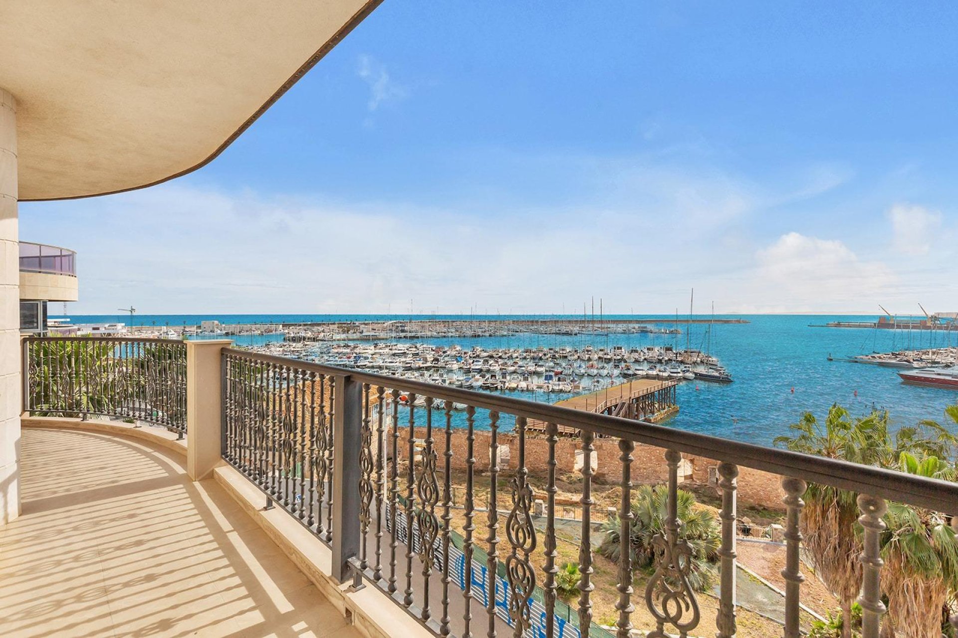 Reventa - Apartamento / piso - Torrevieja - Paseo maritimo