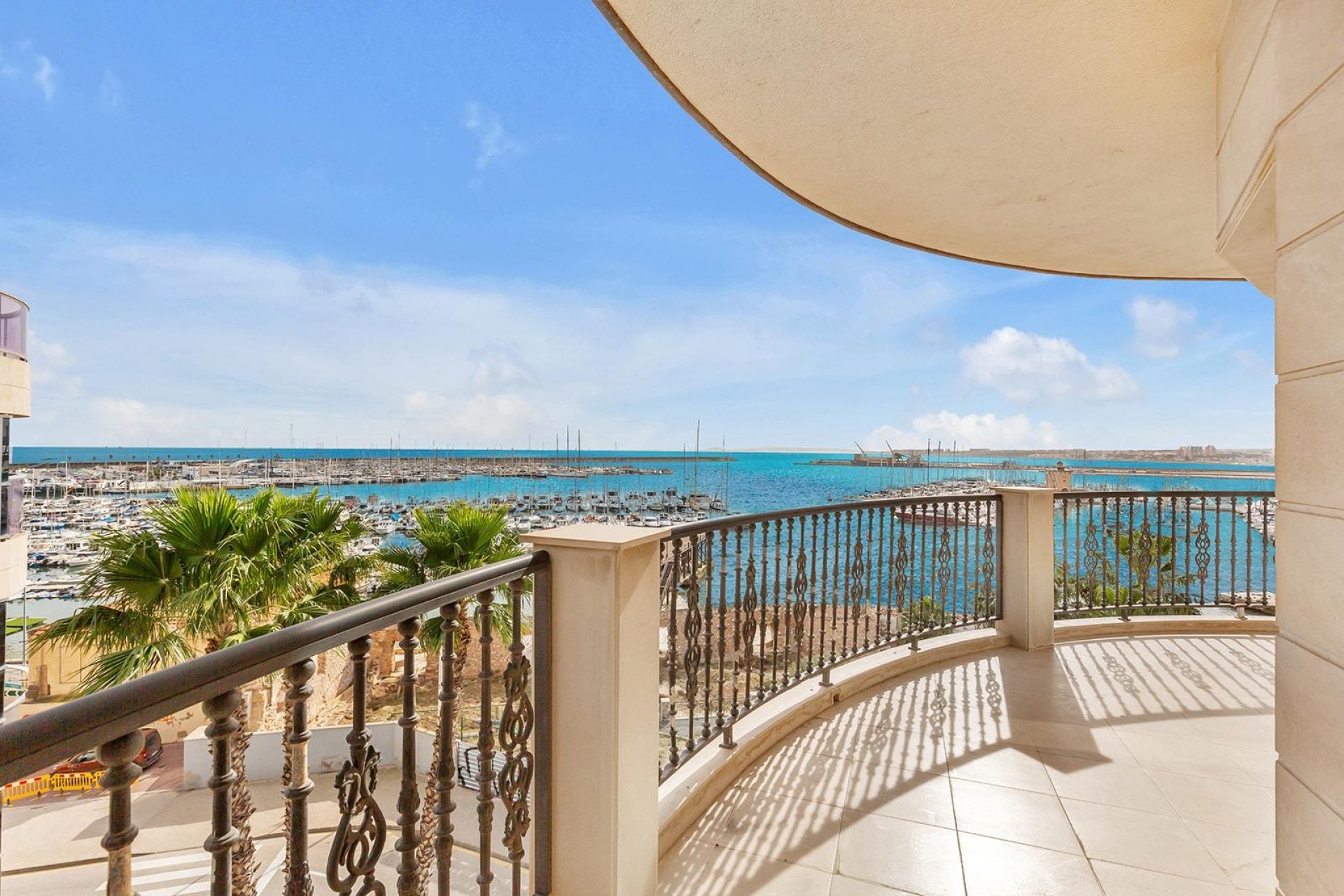 Reventa - Apartamento / piso - Torrevieja - Paseo maritimo