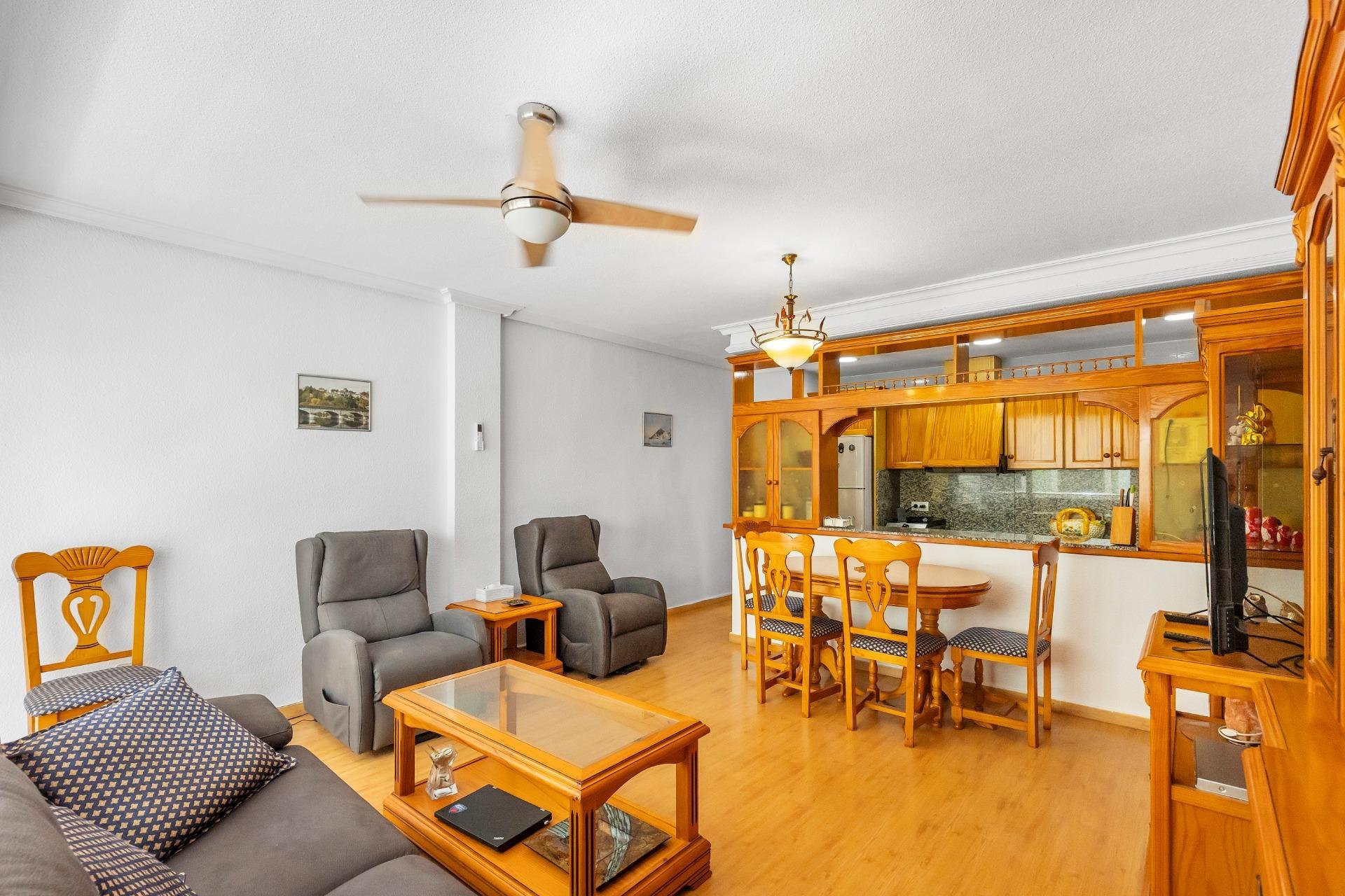 Reventa - Apartamento / piso - Torrevieja - Paseo maritimo
