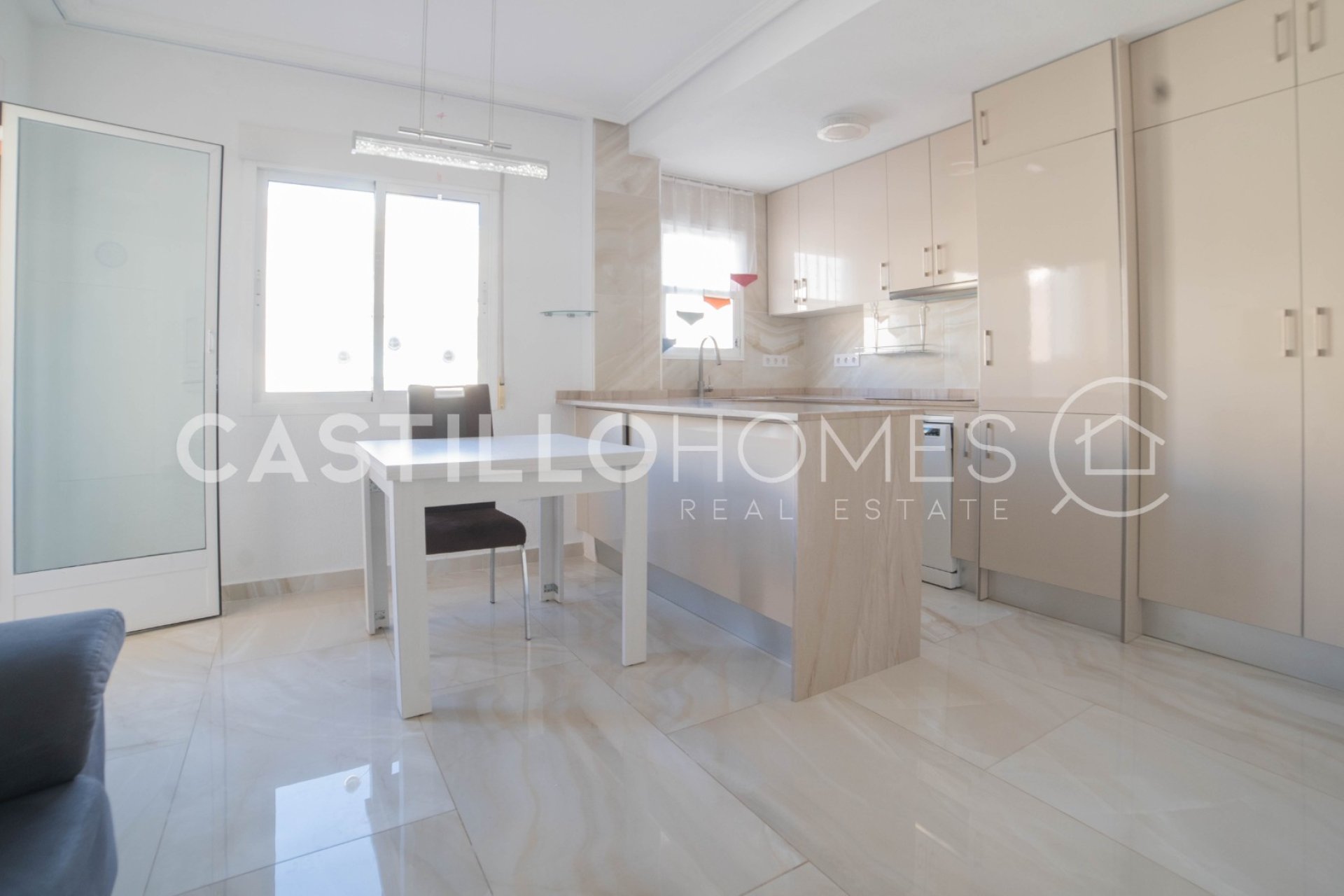 Reventa - Apartamento / piso - Torrevieja - Playa de El Cura
