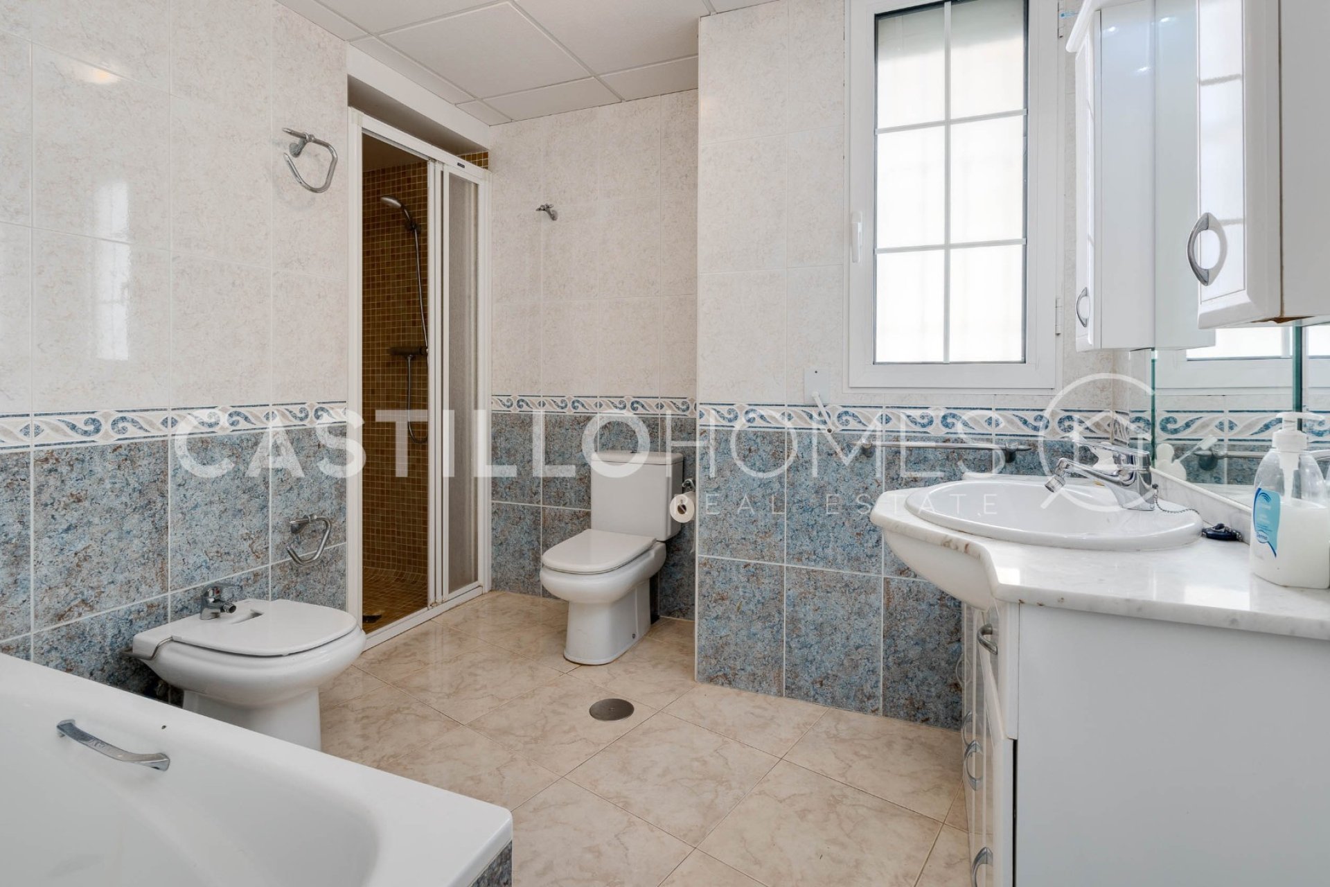 Reventa - Apartamento / piso - Torrevieja - Playa del Acequión