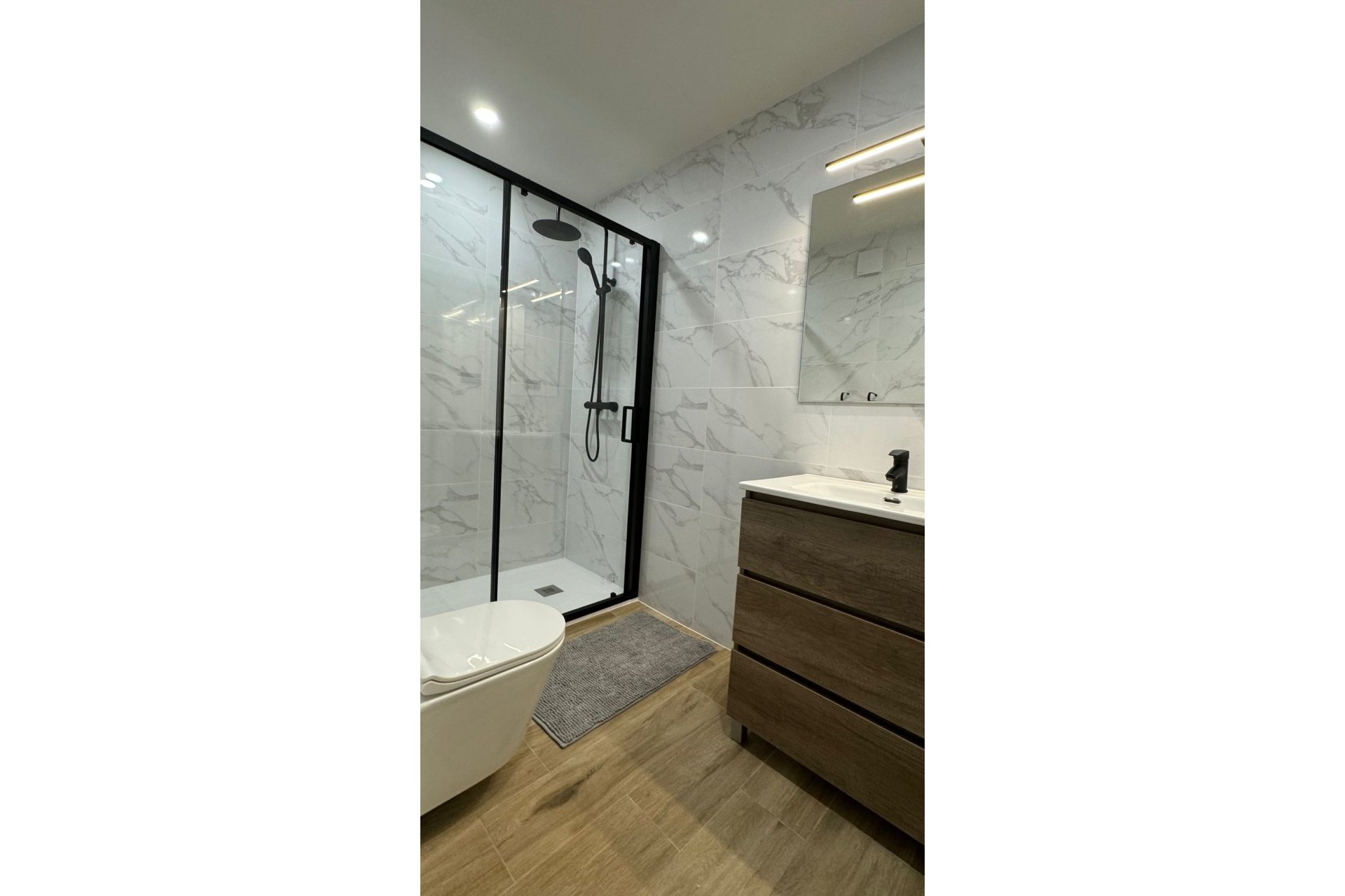 Reventa - Apartamento / piso - Torrevieja - Playa del Acequión