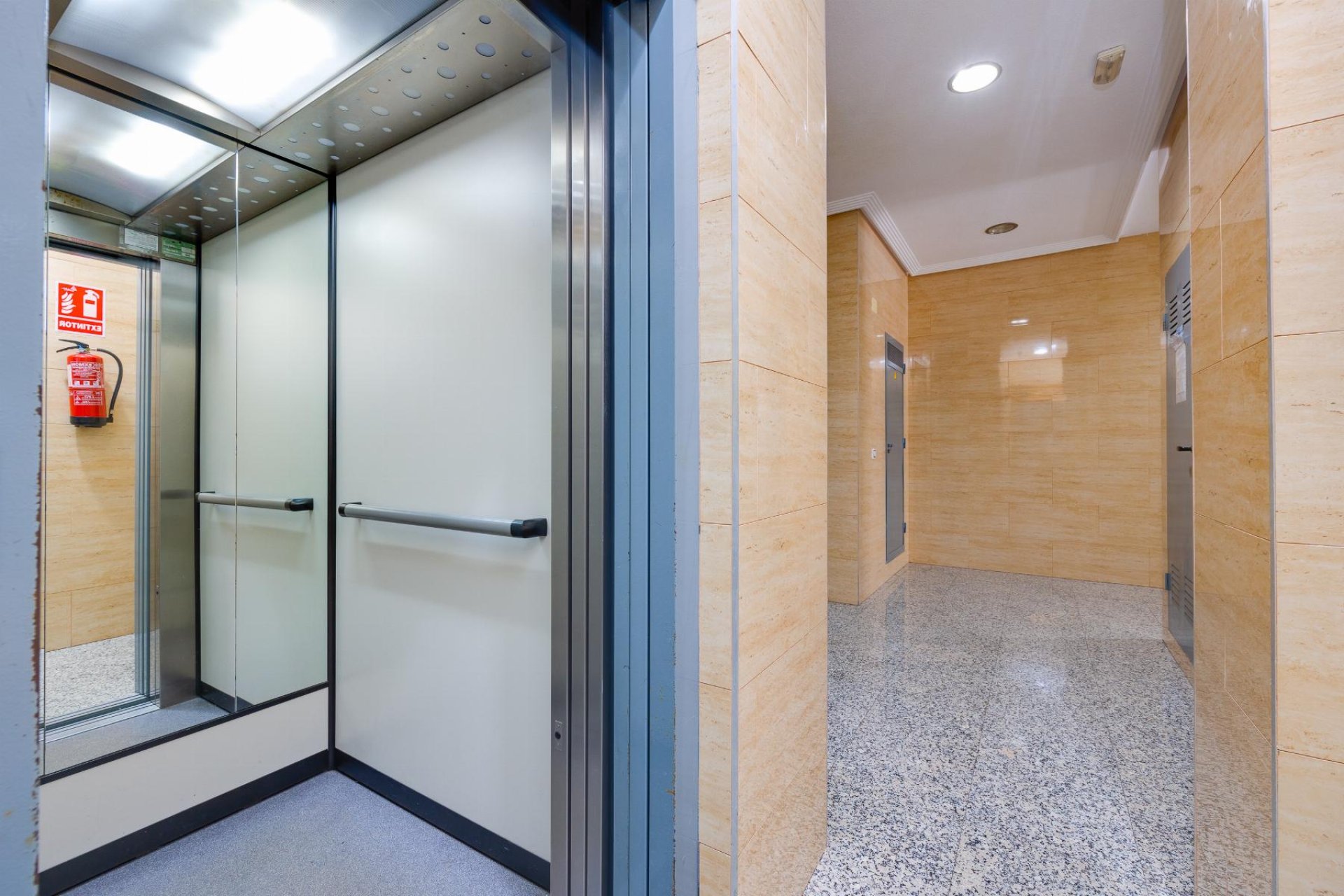Reventa - Apartamento / piso - Torrevieja - Playa del Acequión