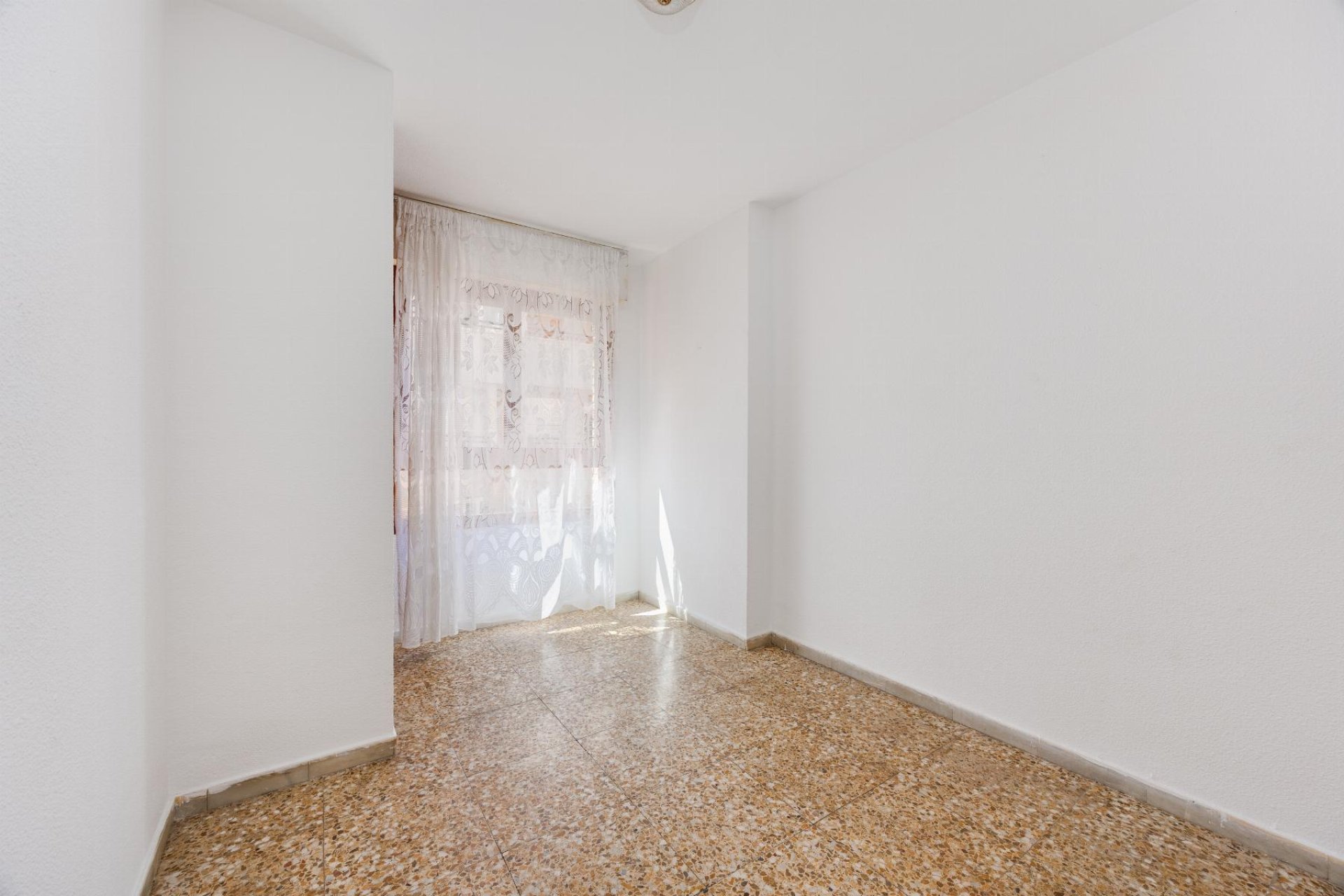 Reventa - Apartamento / piso - Torrevieja - Playa del Acequión