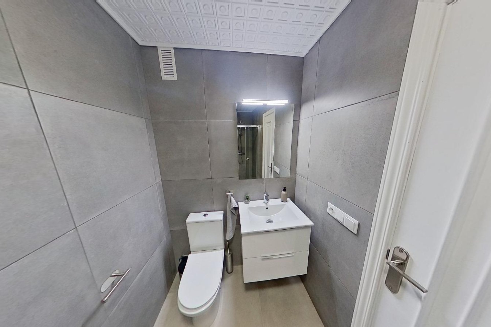 Reventa - Apartamento / piso - Torrevieja - Playa del Acequión