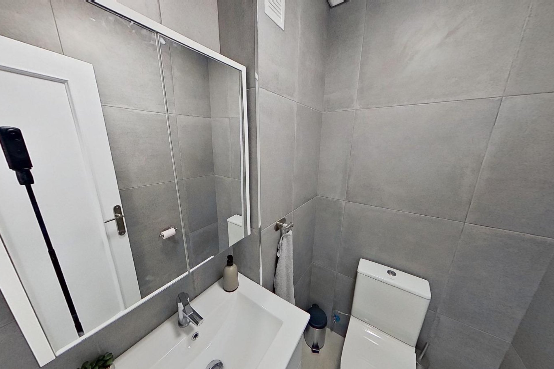 Reventa - Apartamento / piso - Torrevieja - Playa del Acequión